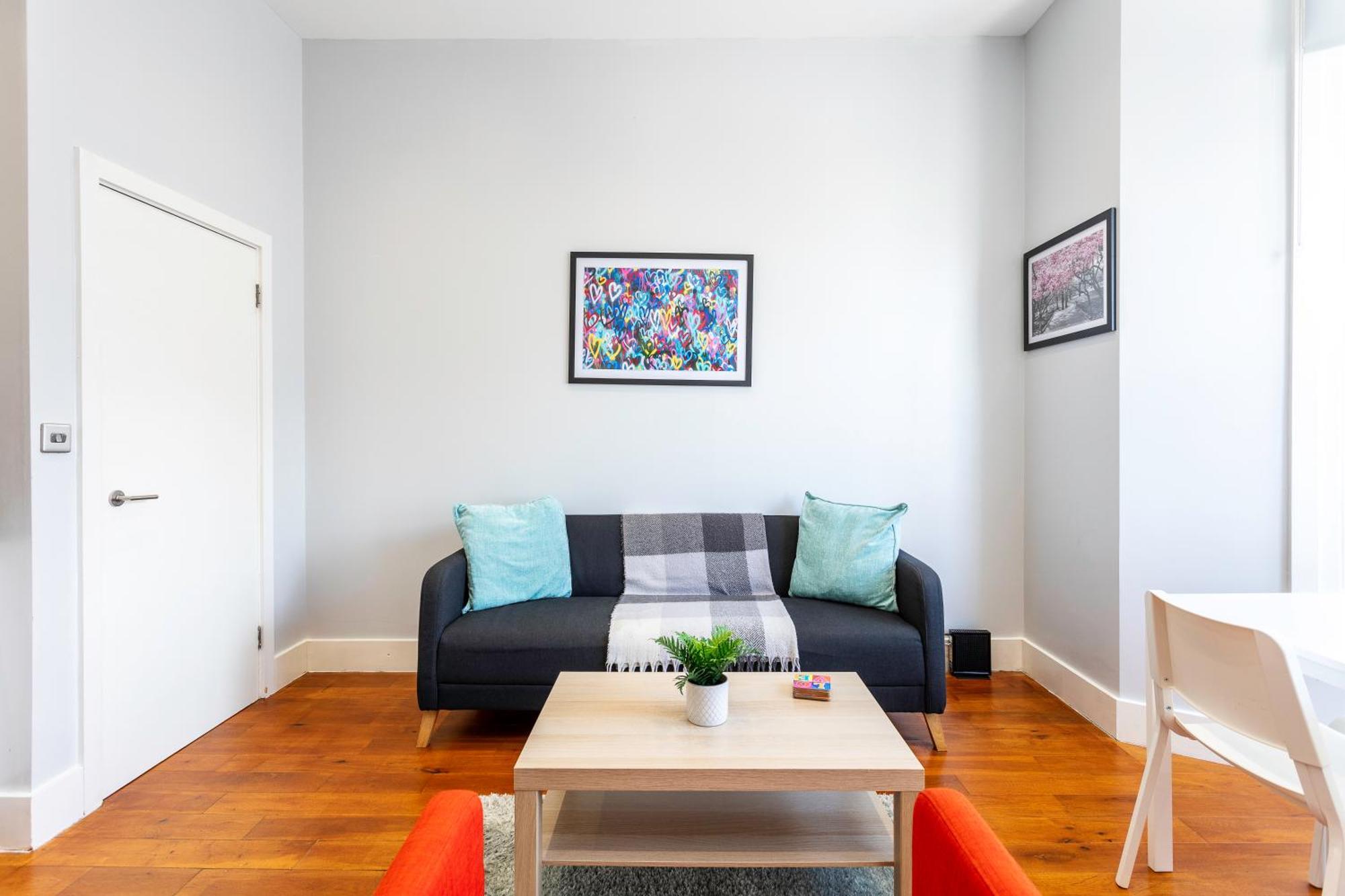 Refurbished Stjohns Hill * London