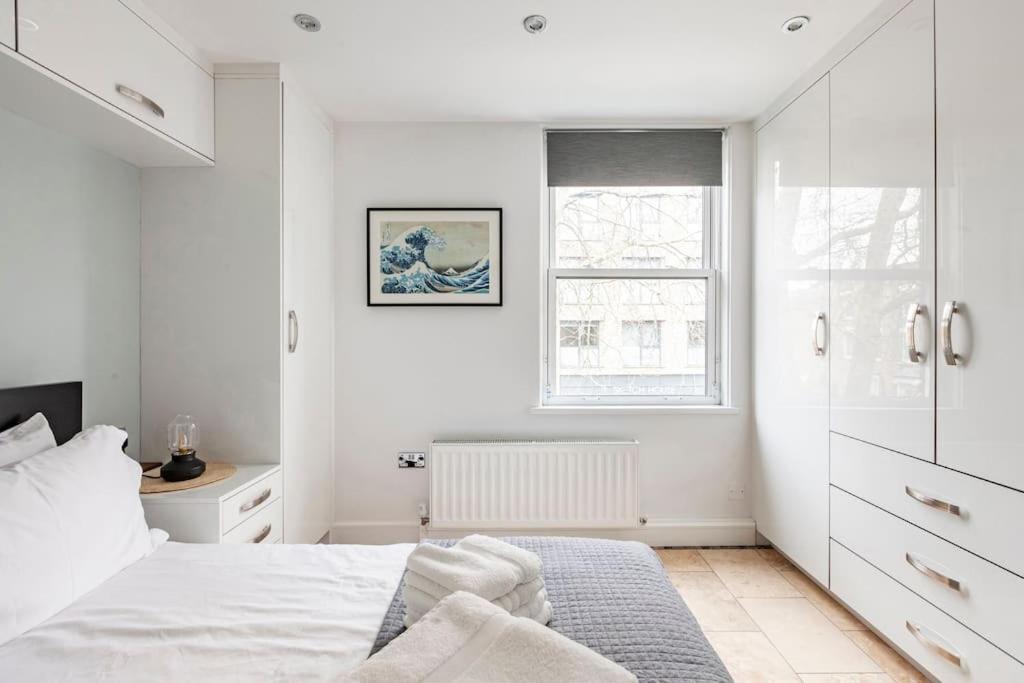 Clifton - Luxury 1 Bed Flat - 1 Min Walk To Tube Apartment *