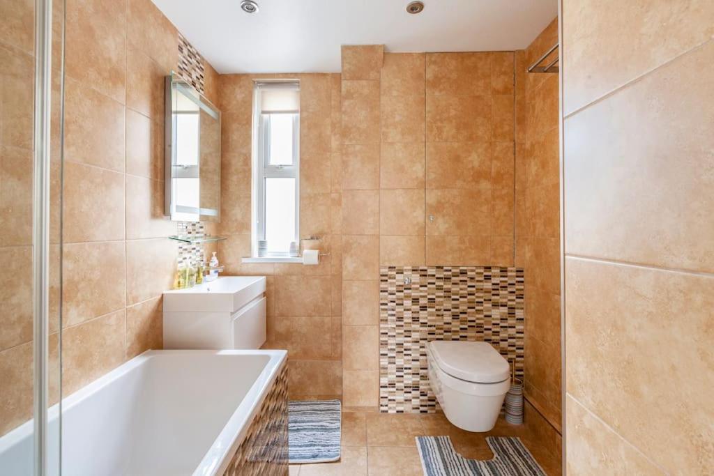 Clifton - Luxury 1 Bed Flat - 1 Min Walk To Tube * London