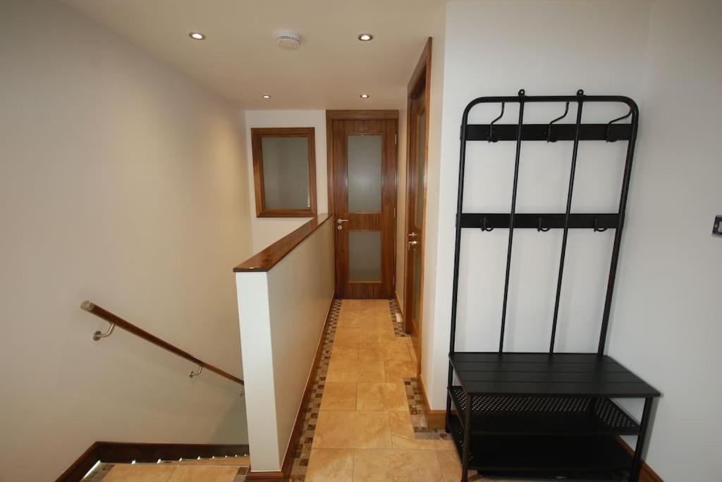 Clifton - Luxury 1 Bed Flat - 1 Min Walk To Tube Apartment