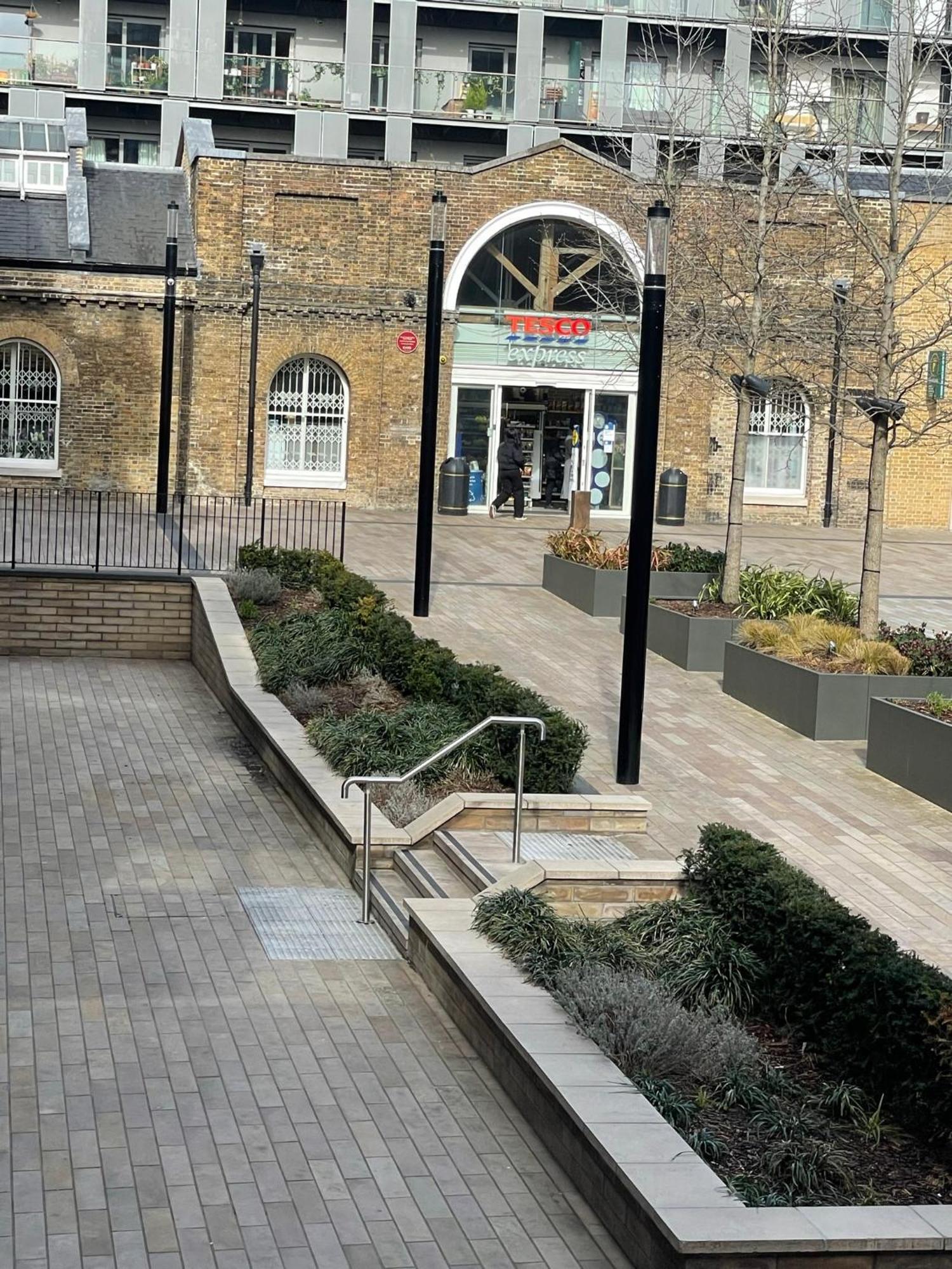 Apartment Phoenix 2 Bedroom In London