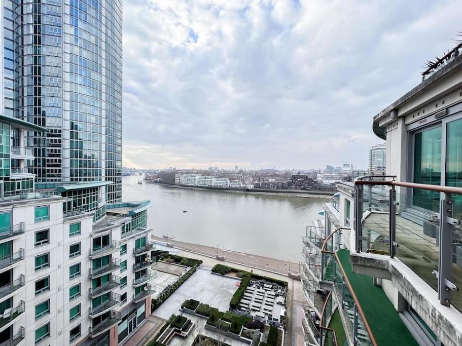 Stunning Riverside Apartamento Londres