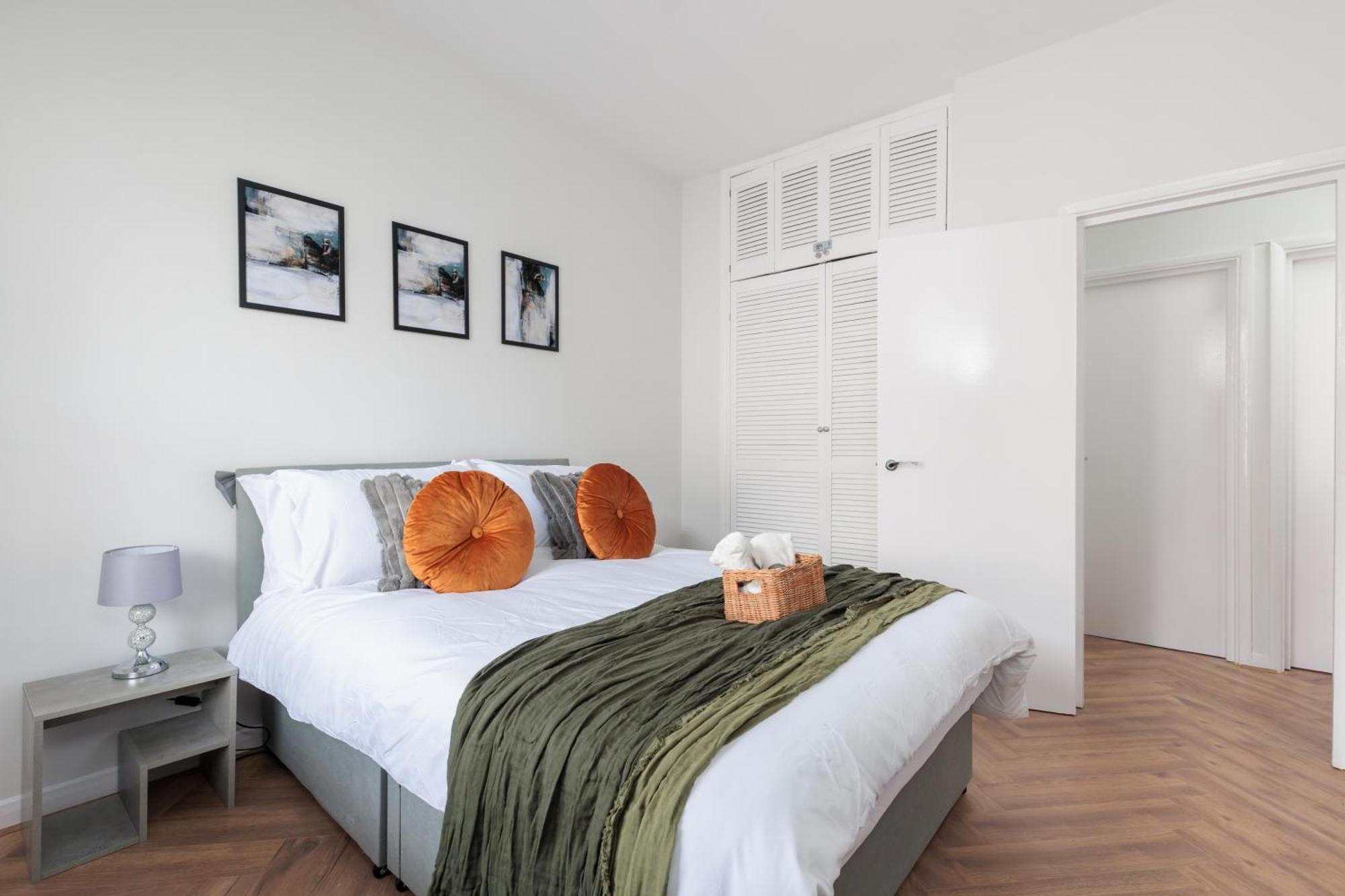 Luxury 2 Bed Flat In Central *