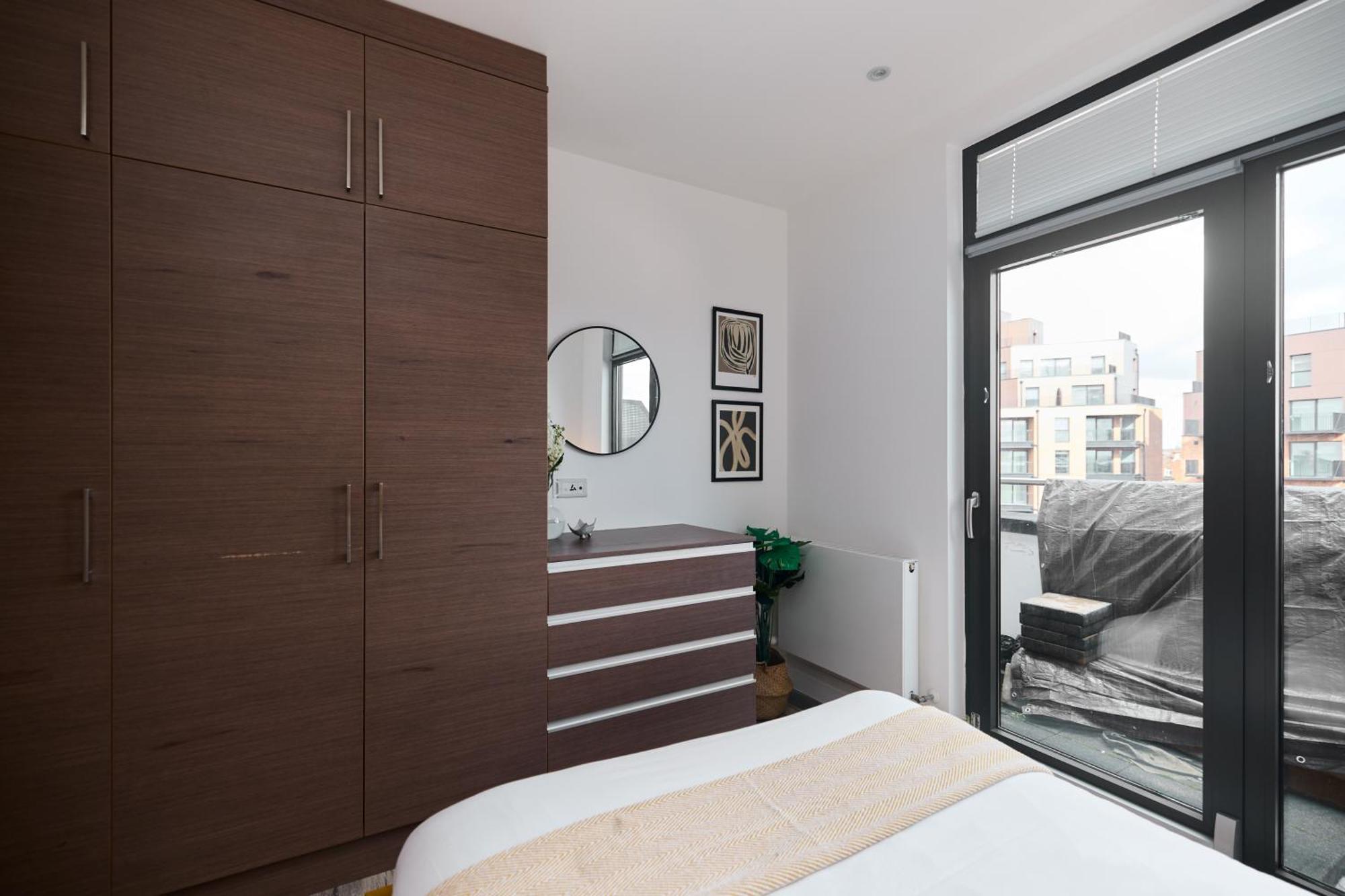The Harlesden Classic - Lovely 2bdr Flat With Balcony * Londen