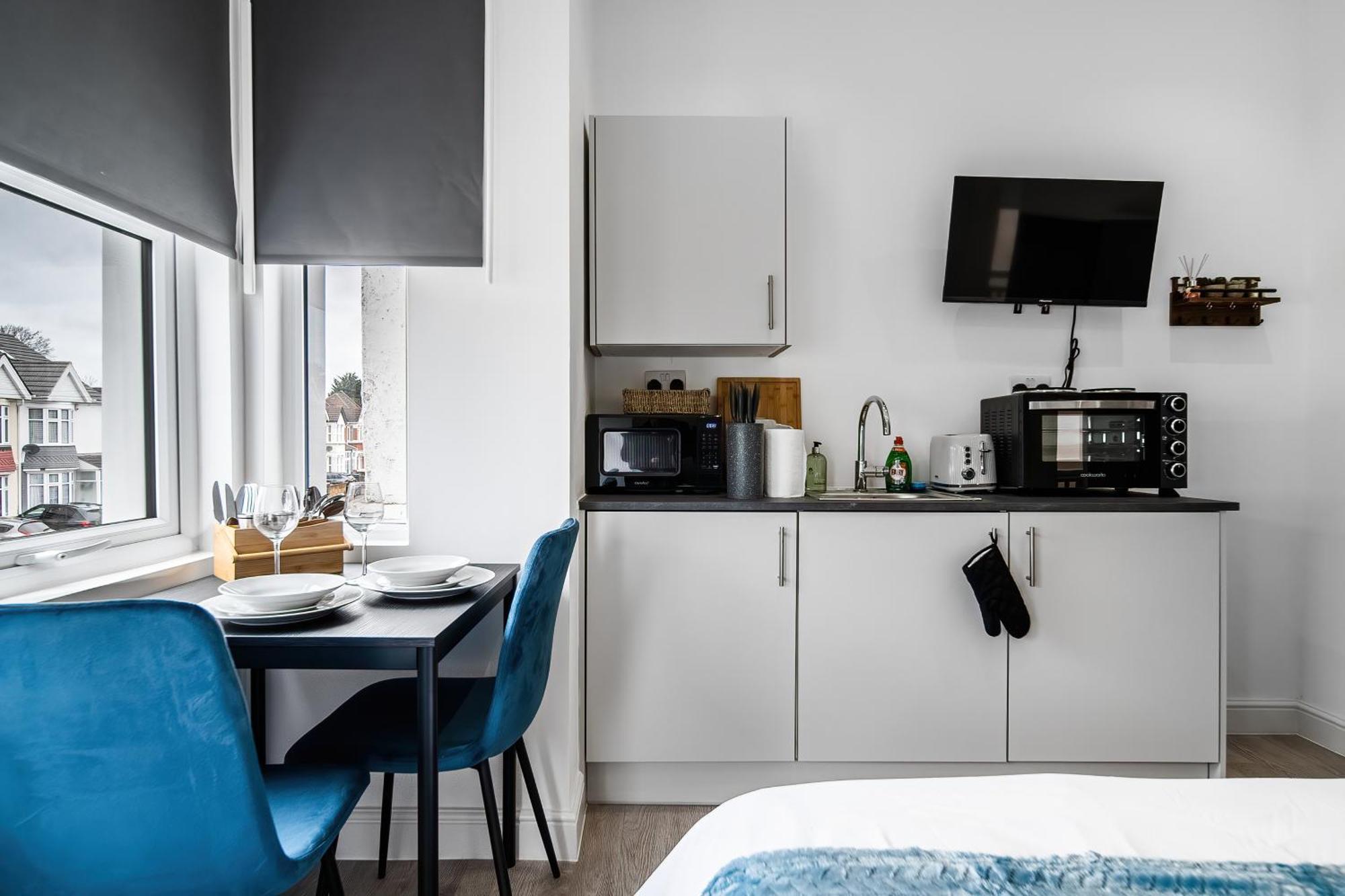 Pensión Modern Studio In Wembley
