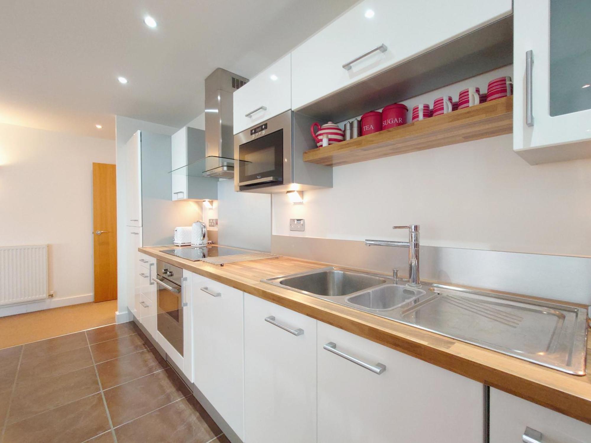 Excel - Three Bed Serviced Appartement Londen