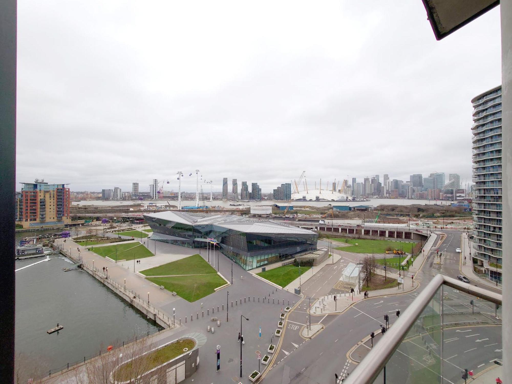 Appartement Excel - Three Bed Serviced Londen
