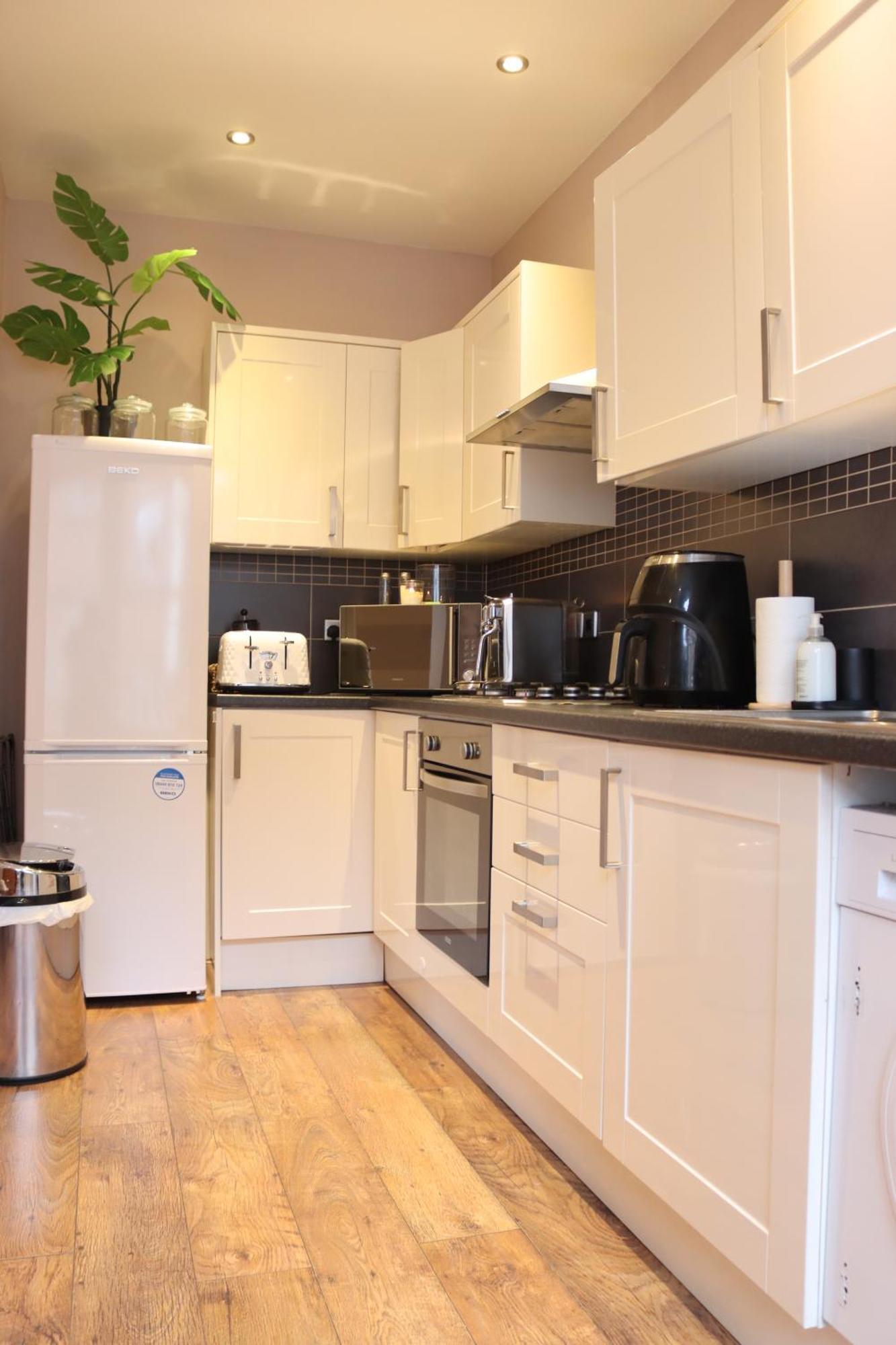 Modern 2 Bedroom Notting Hill Gate/kensington Apartment