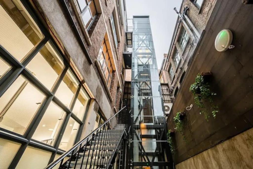 3 Bed 2 Bath Penthouse Hoxton Square With Terrace Apartment *