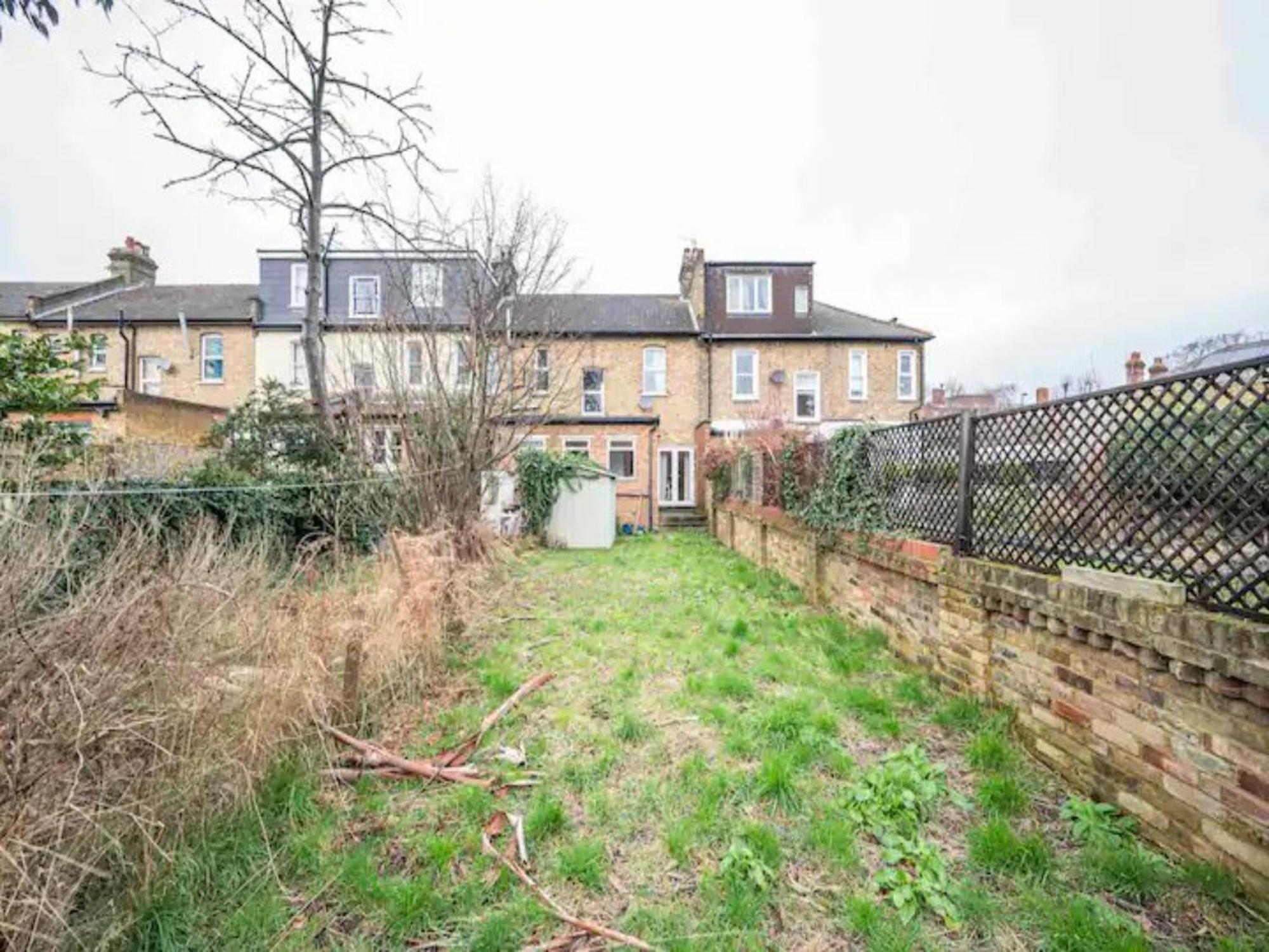 Pass The Keys Hither Ground Floor Flat With Garden Appartement Londen