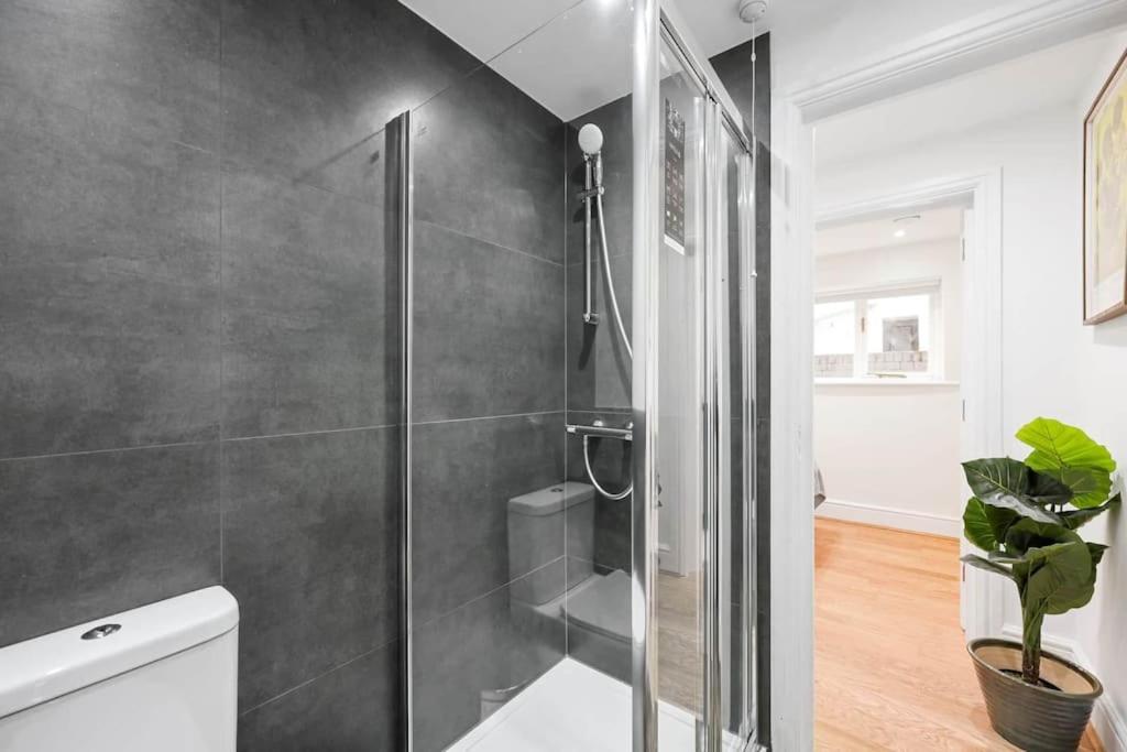 Appartement Classy&stylish 2 Bed Flat Near Camden Londen