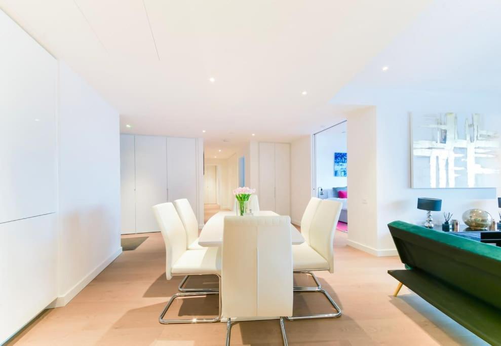 Apartment Luxury 3 Bedroom Battersea Power *