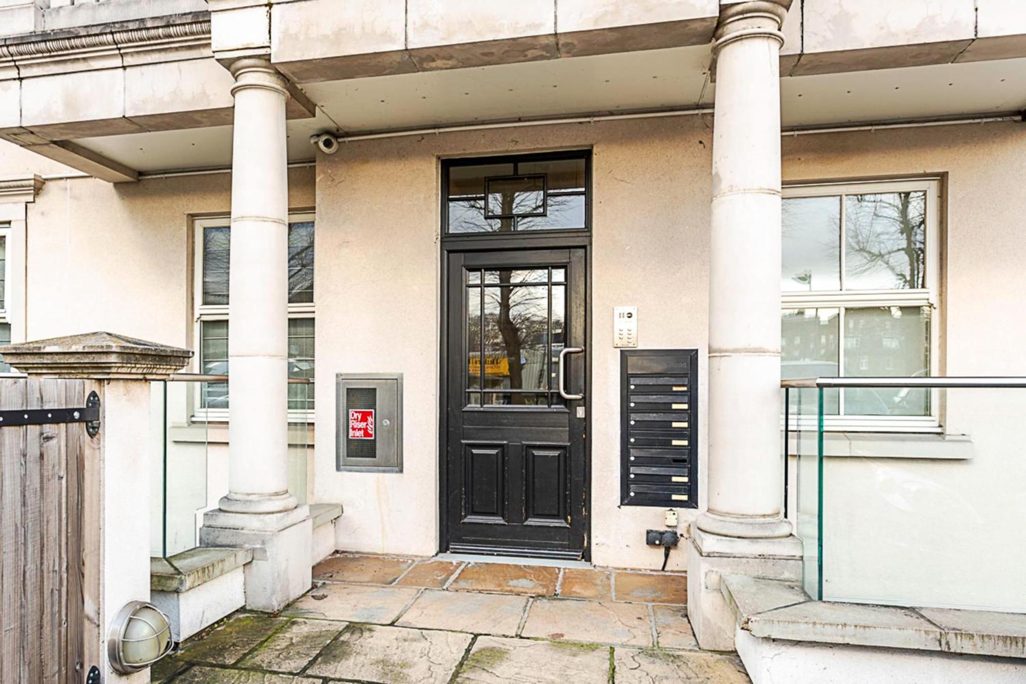Apartment Tranquil Belsize Park Haven With Stunning Views