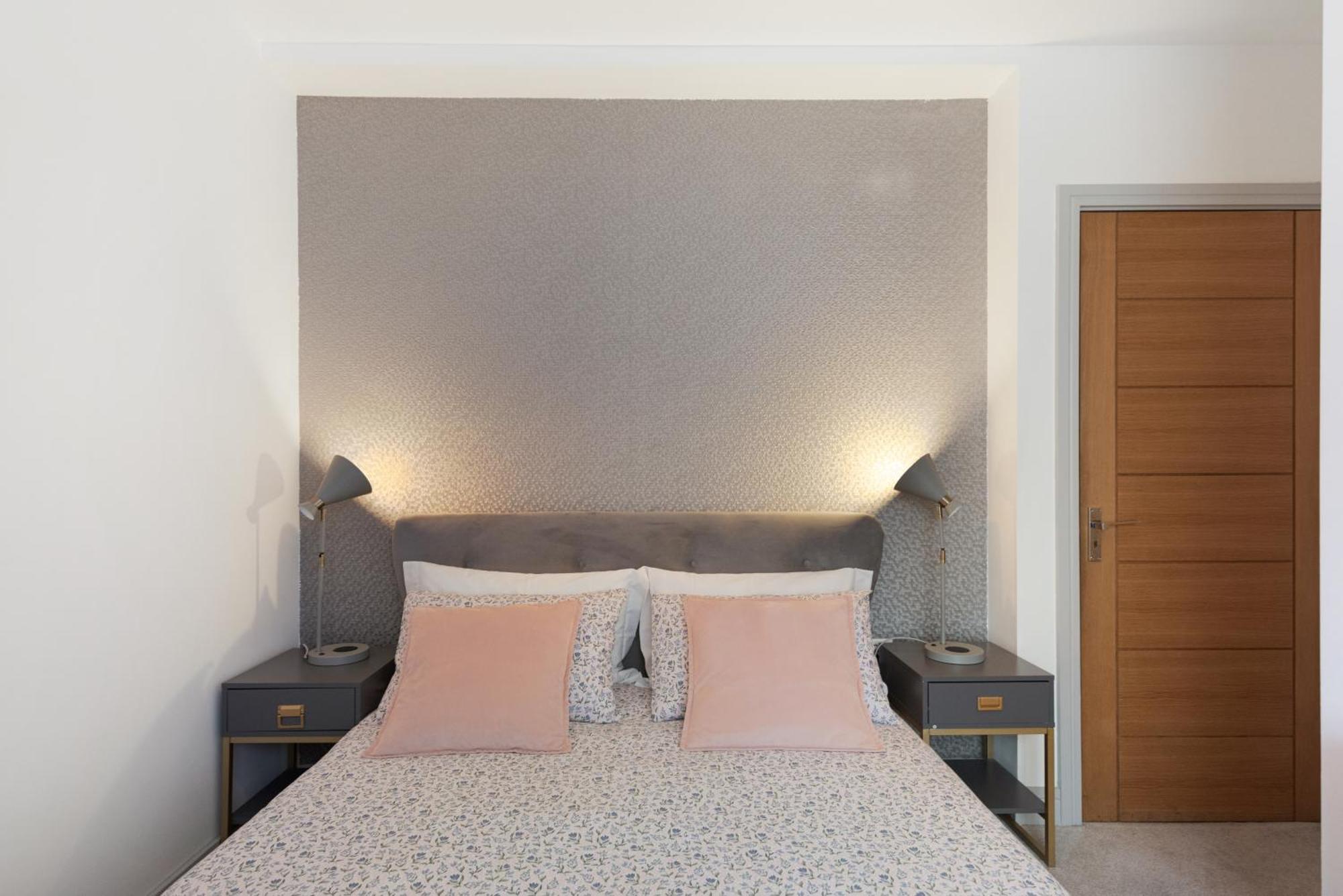 The Pearl - Luxury 5* With Park View *
