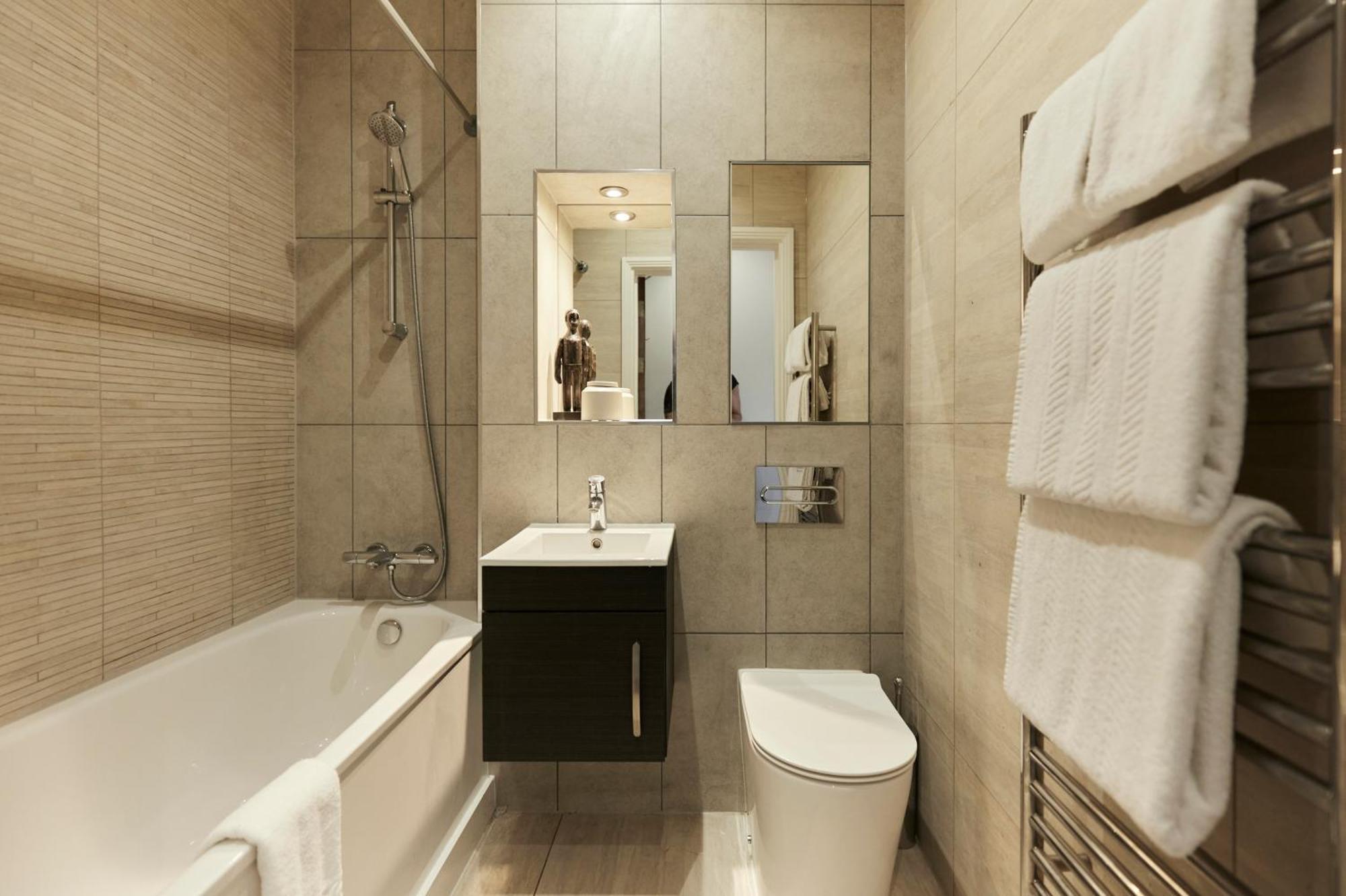 The Harlesden Escape - Spacious 3bdr Flat With Balcony Apartment *