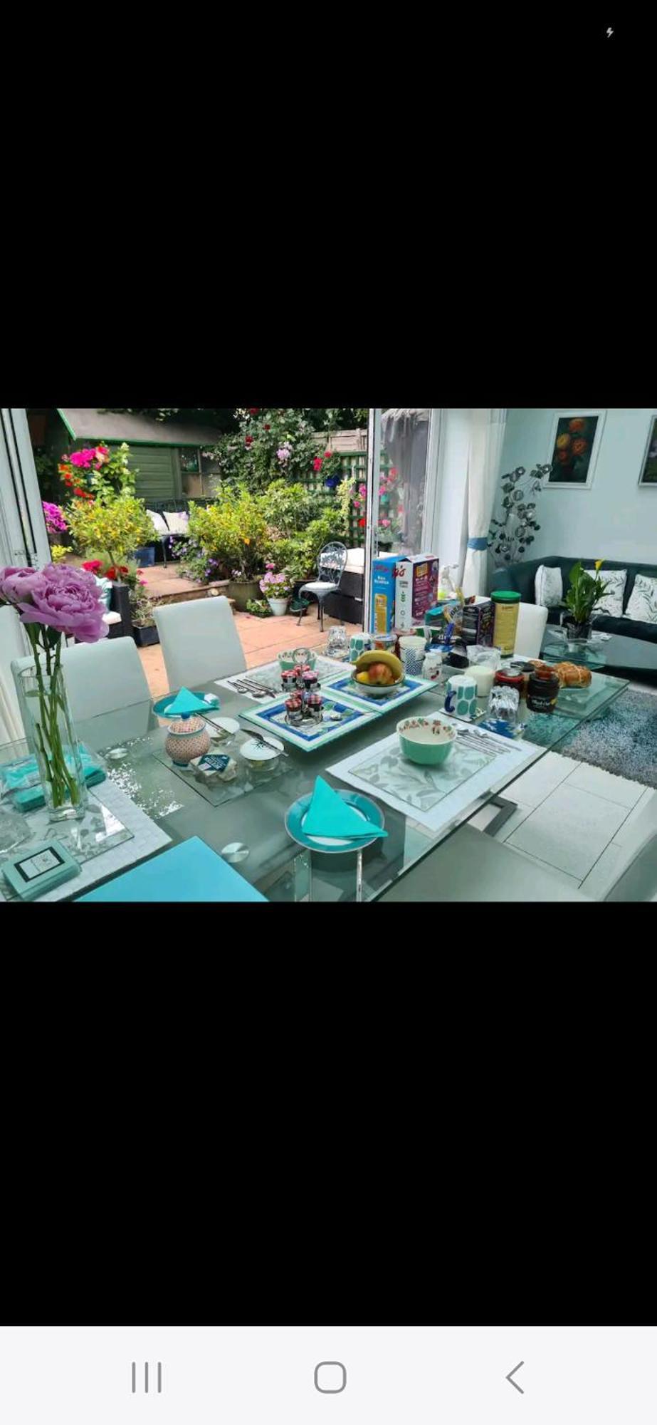 Homestay, Upmarket, Wimbledon & Southfields; Beside Tube; * Londen