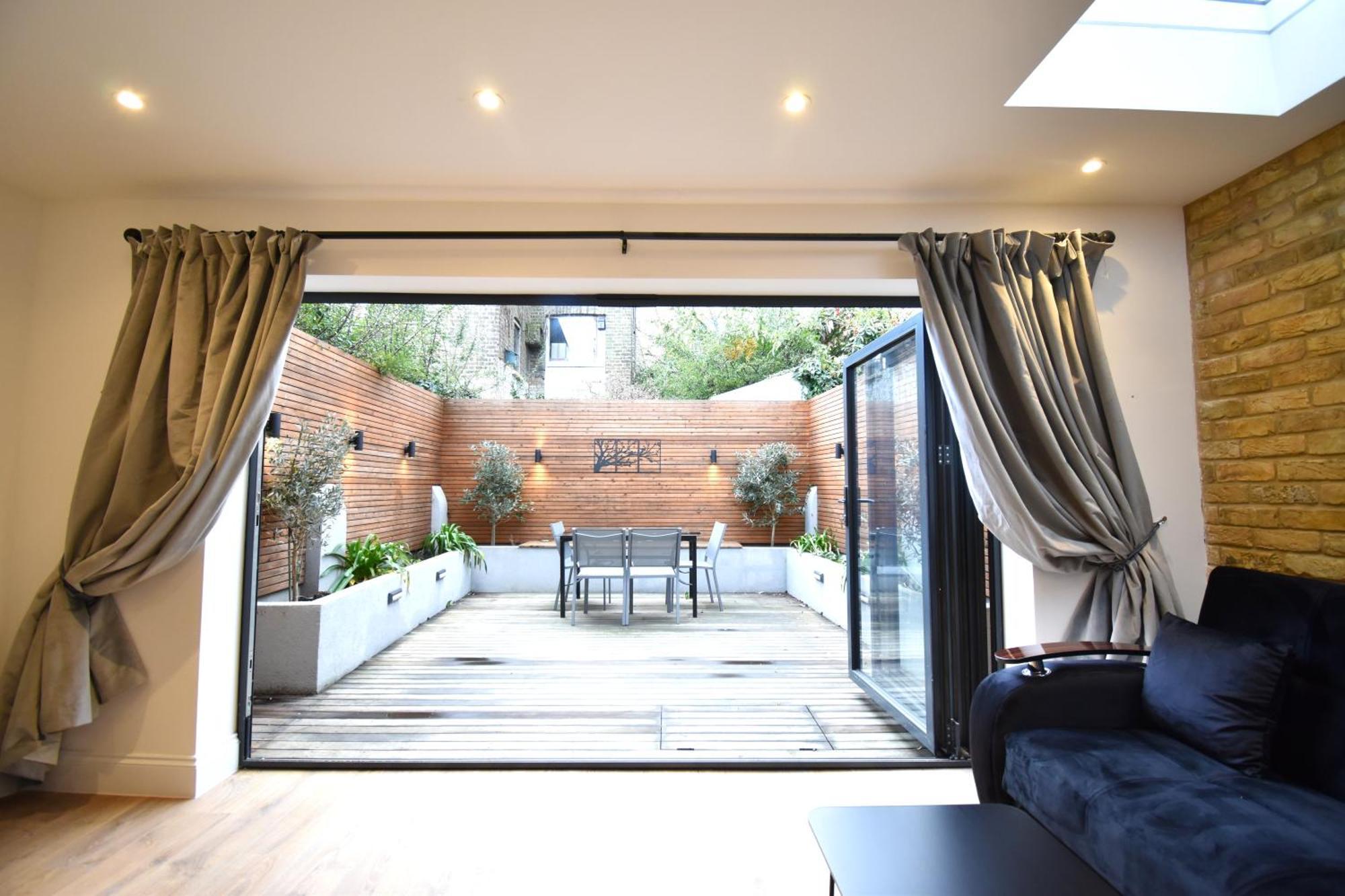 Stunning 2 Bed Apartamento *