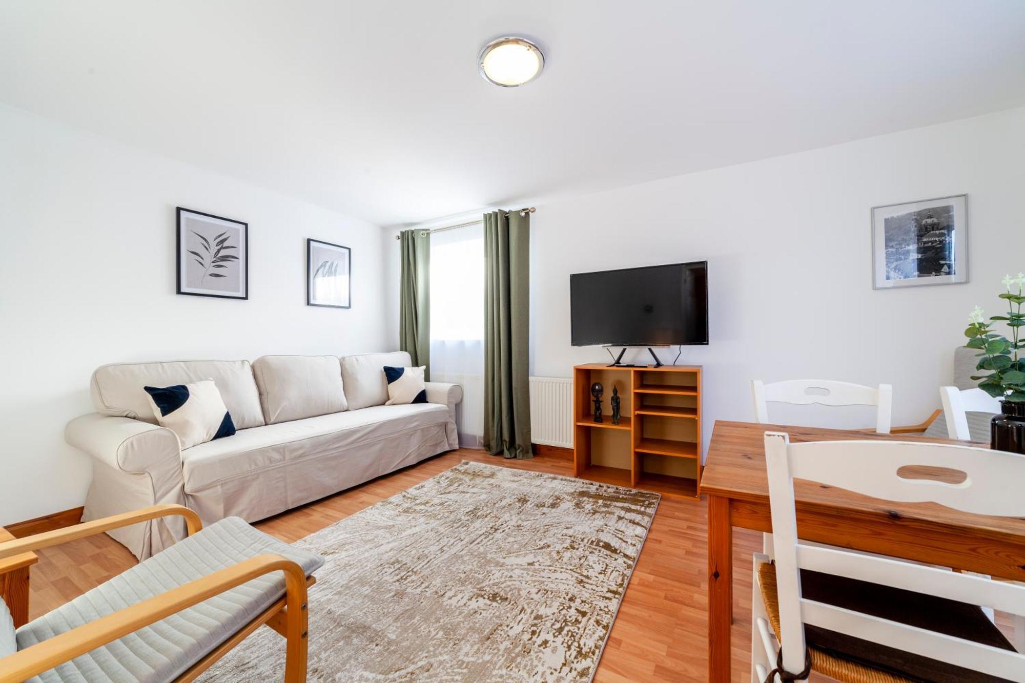 Apartment Bright 2br Flat Off Trendy Chiswick High Road *
