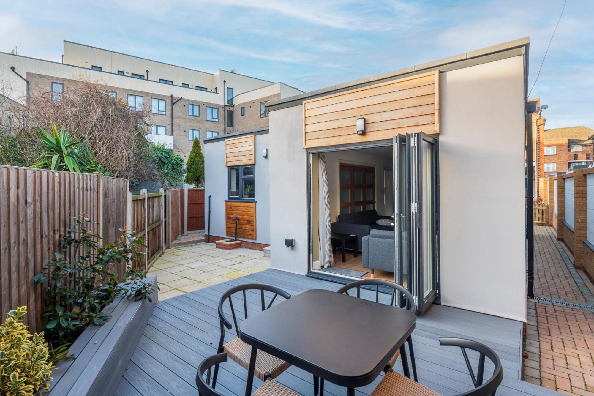 Stylish 2 Bed In East Ham, Close To Excel Appartement