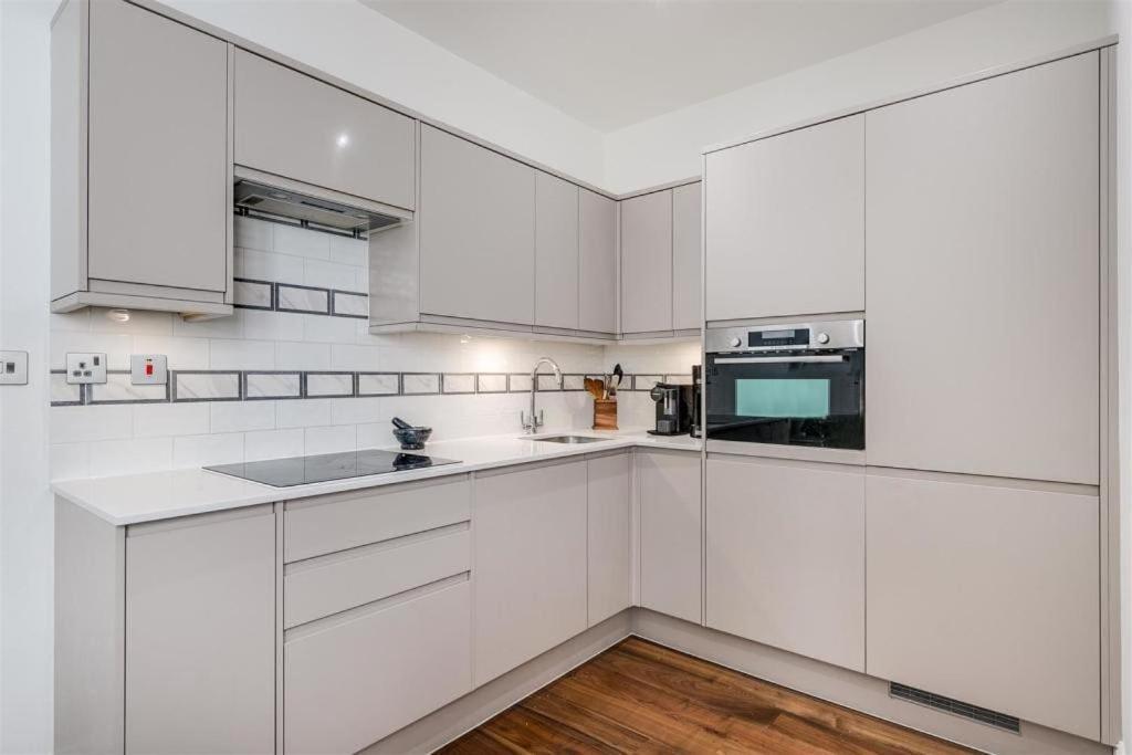 Сasa de vacaciones Modern Majesty 3 Bed 3 Bath House In