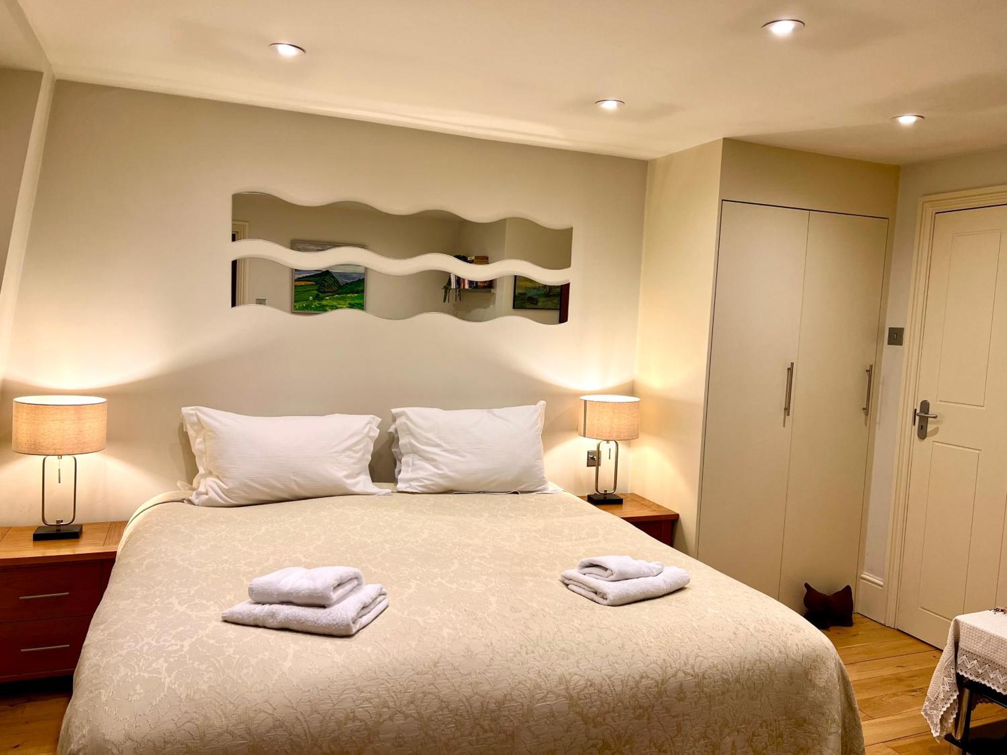 Georgiana's Bed & Breakfast London