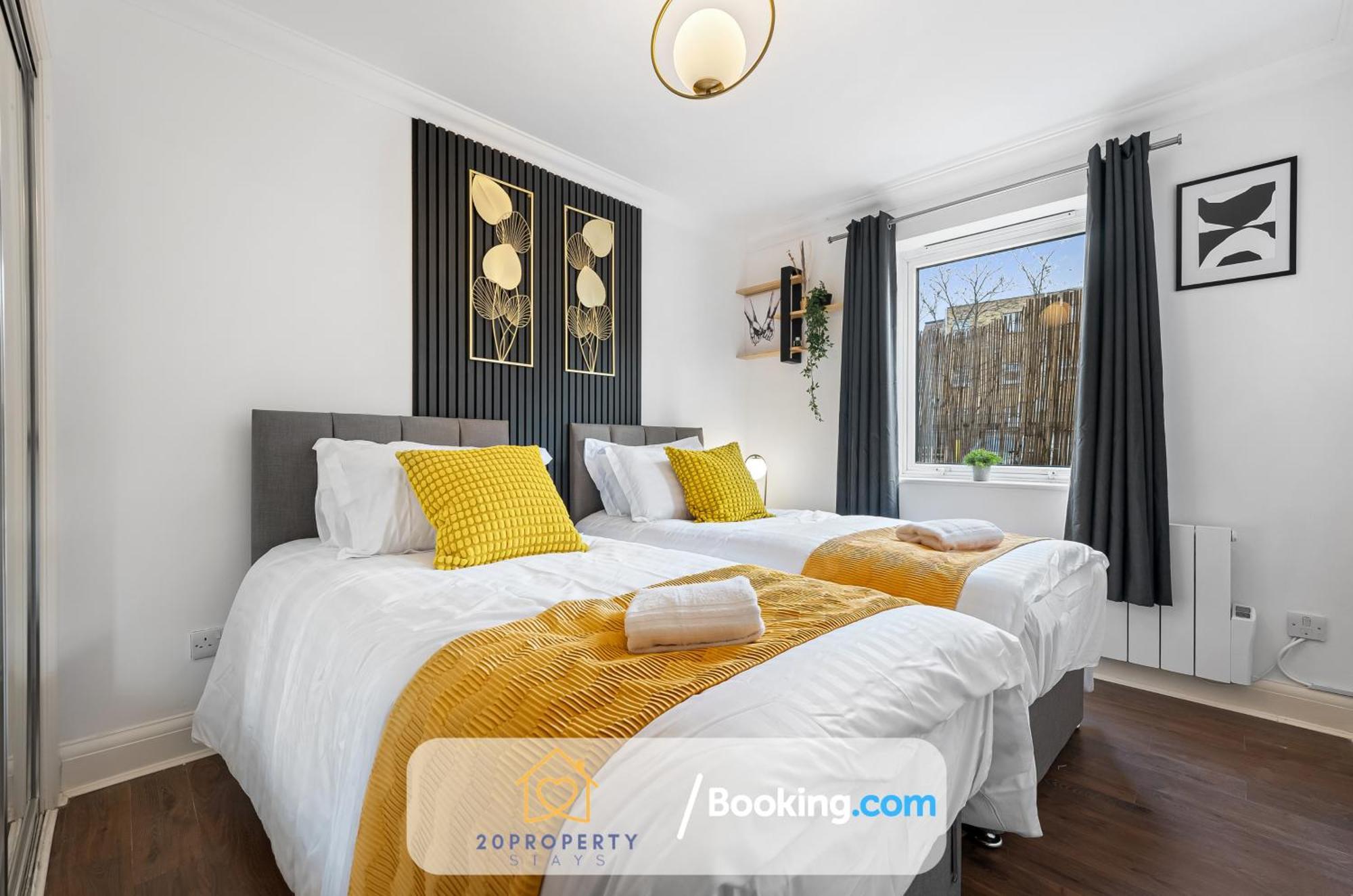 Luxury Long In Bow Road * Londres