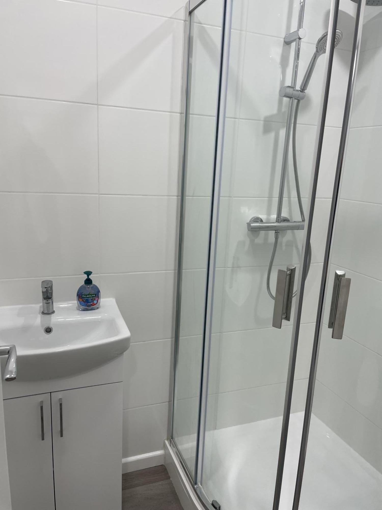 Charming 1-bed In Londen