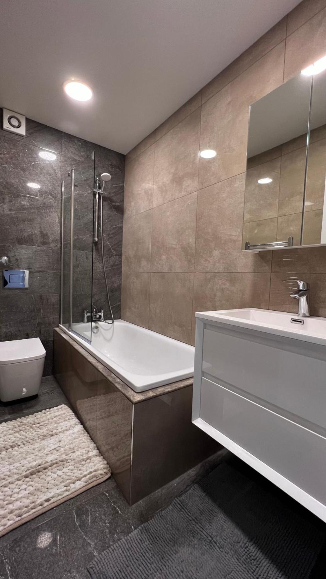 Modern In Kings Cross Apartment *