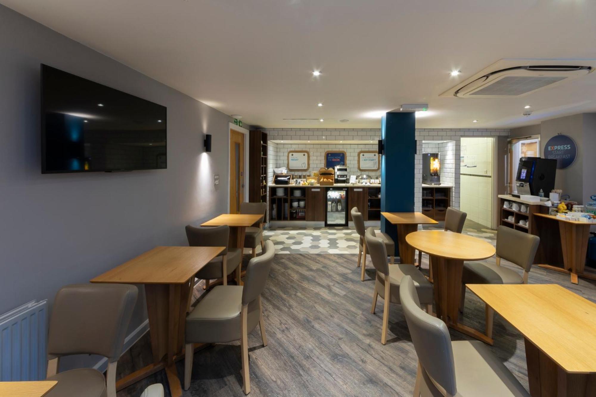 Hotel Express Victoria By Ihg Londres