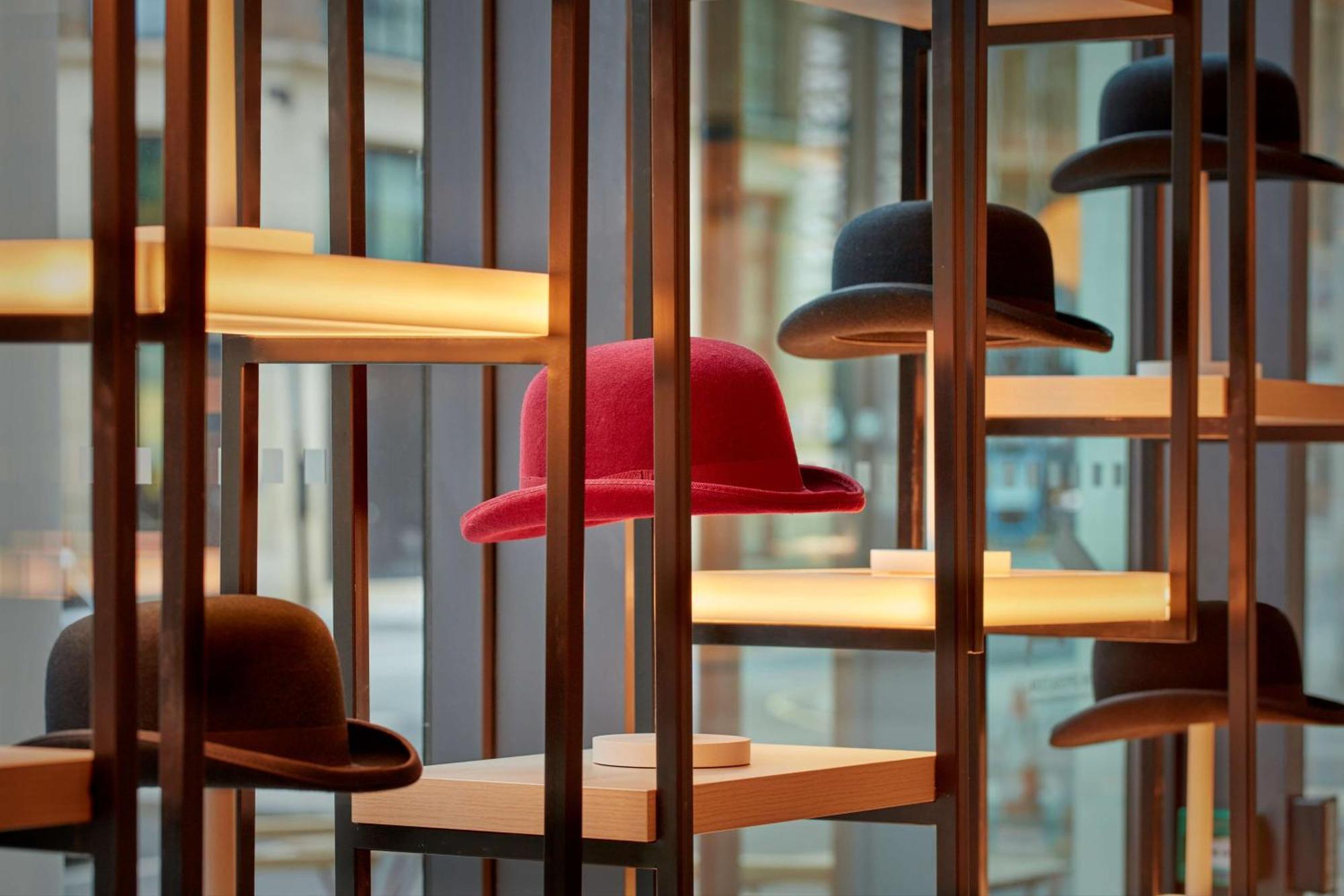 Hotel The Westminster London, Curio Collection By Hilton London