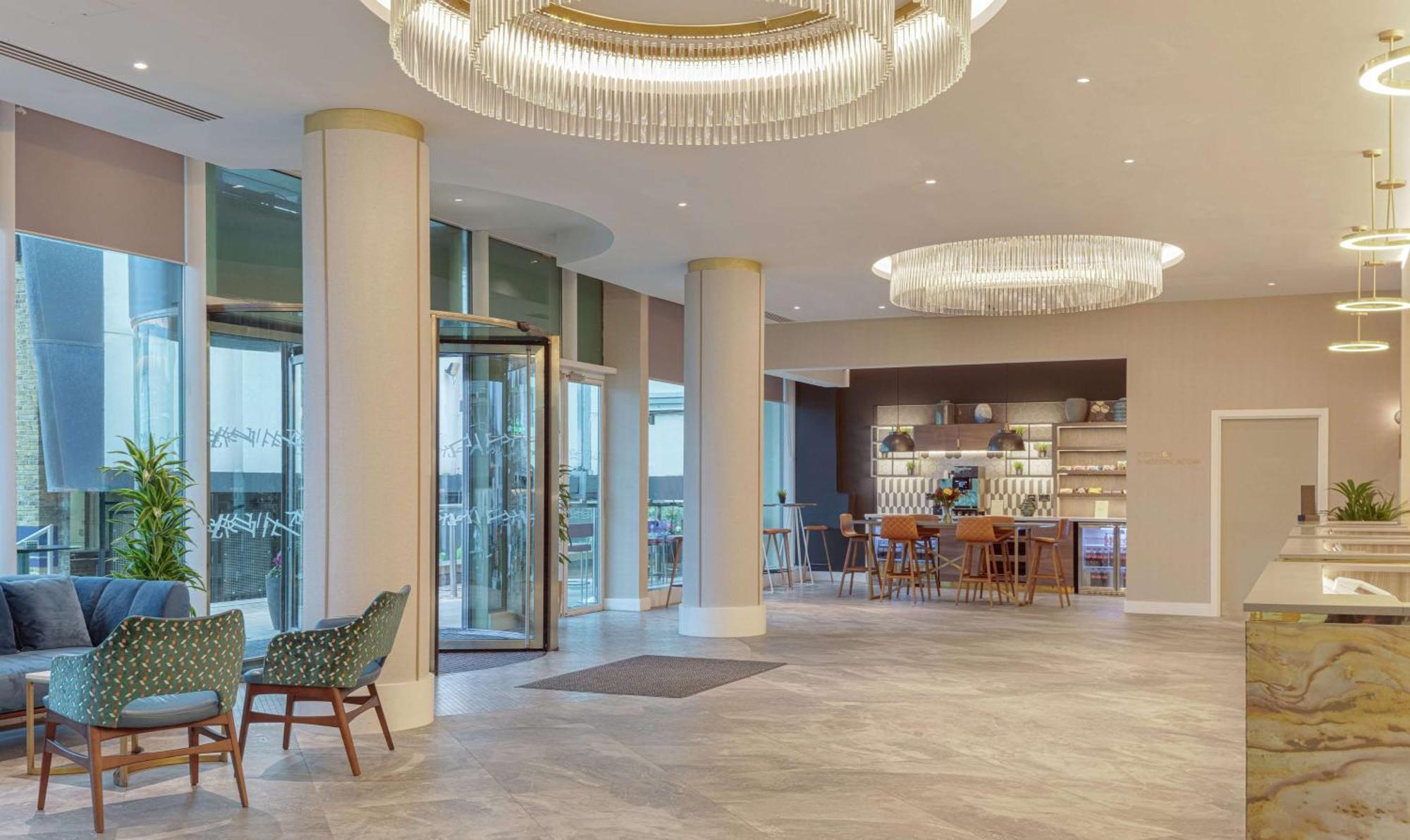 Hilton Angel Islington Hotel