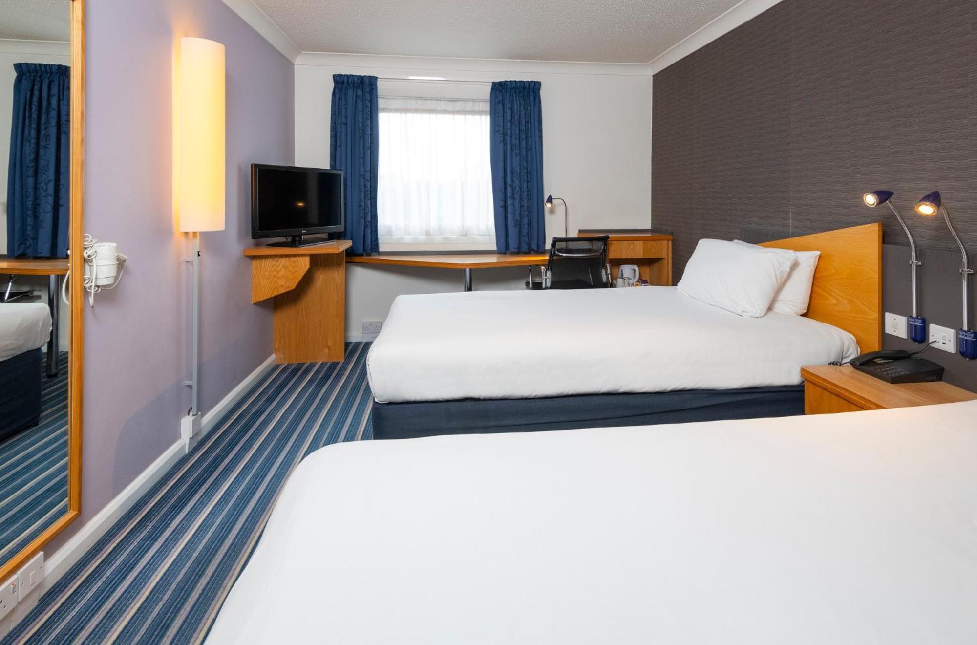 Express - Wandsworth By Ihg Hotel London