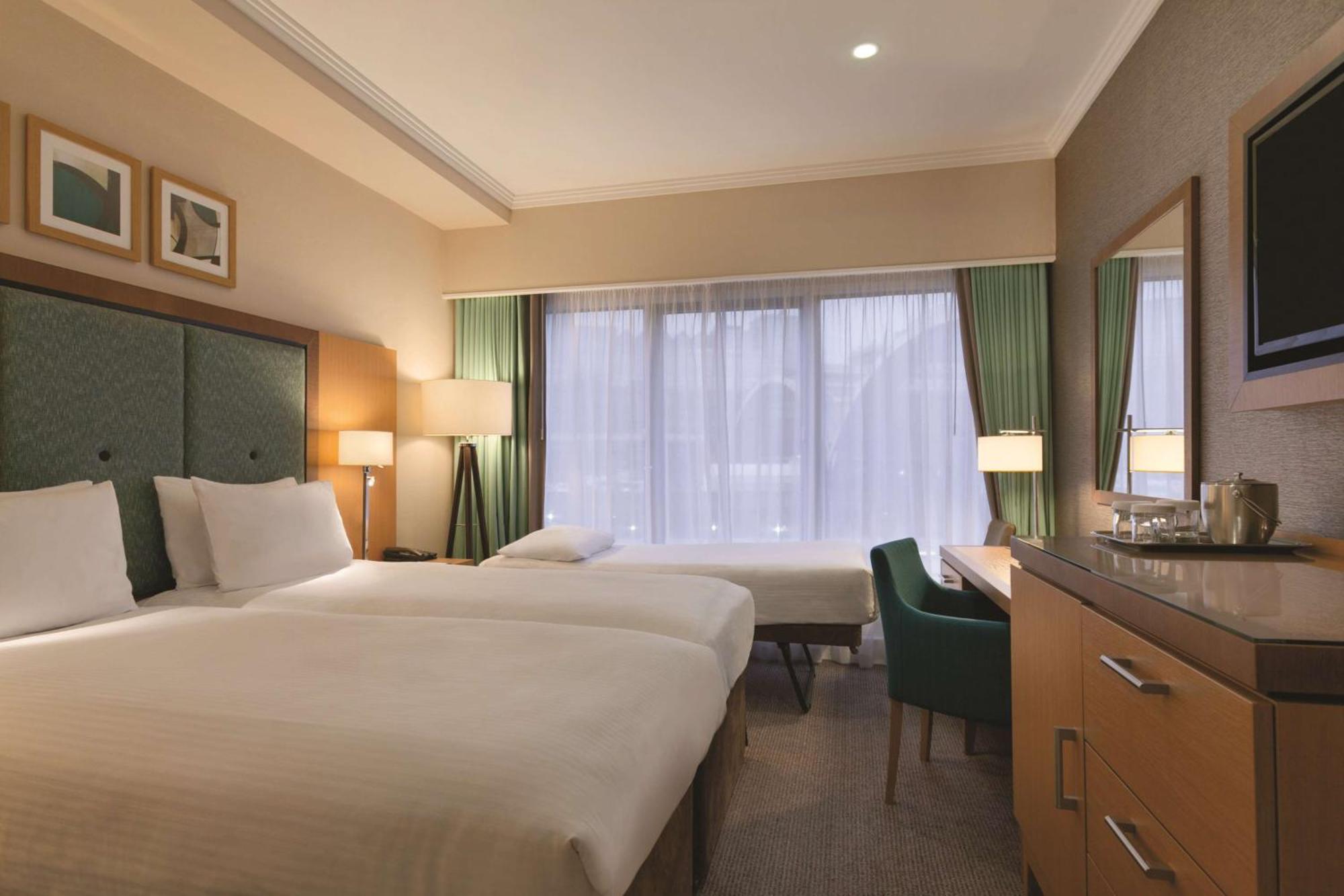 Doubletree By Hilton Victoria Hotel London