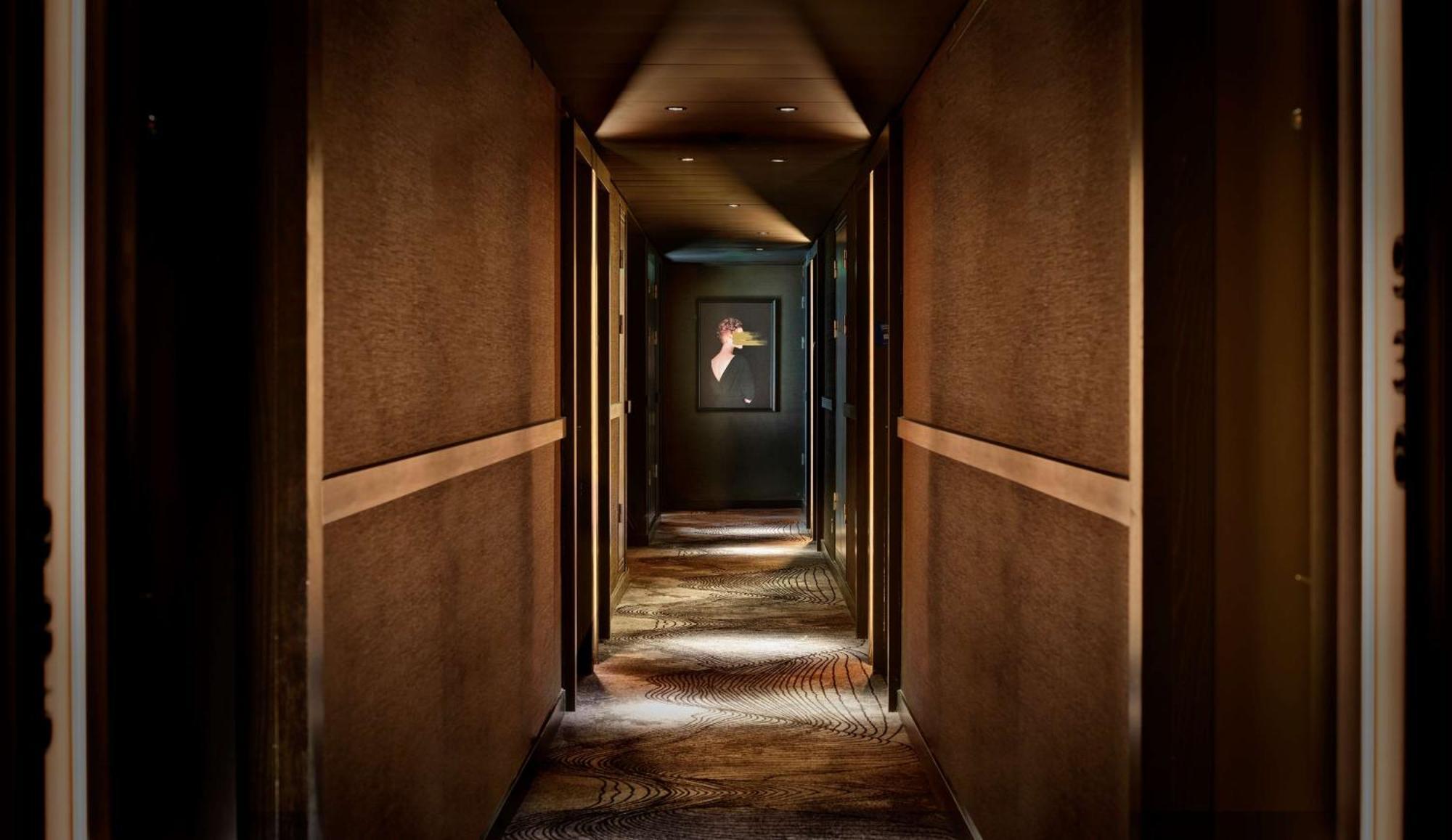The Westminster London, Curio Collection By Hilton London