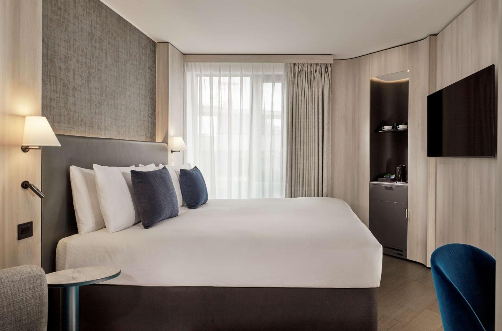 Hotel The Westminster London, Curio Collection By Hilton