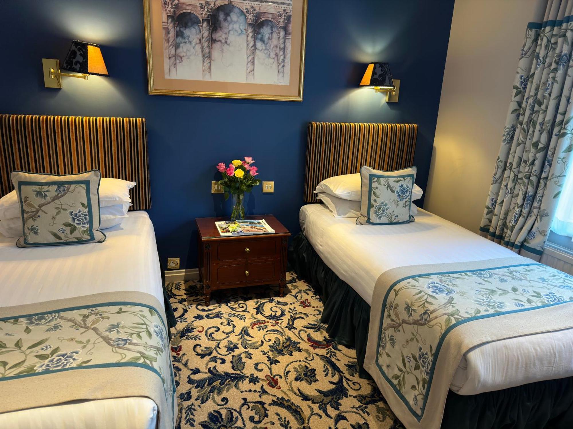 Hotel London alojamiento Hotel 3*