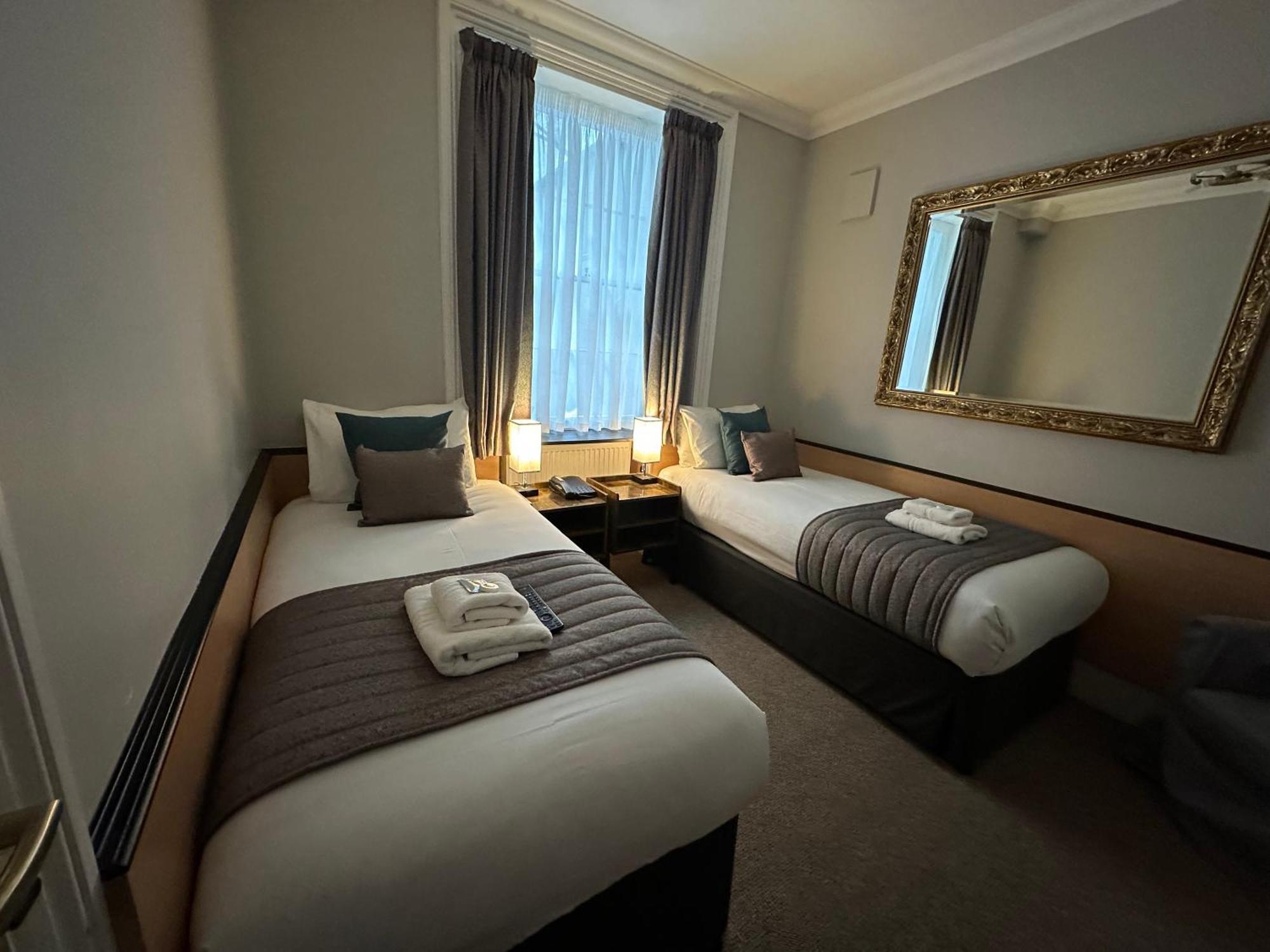 Tudor Court Hotel
