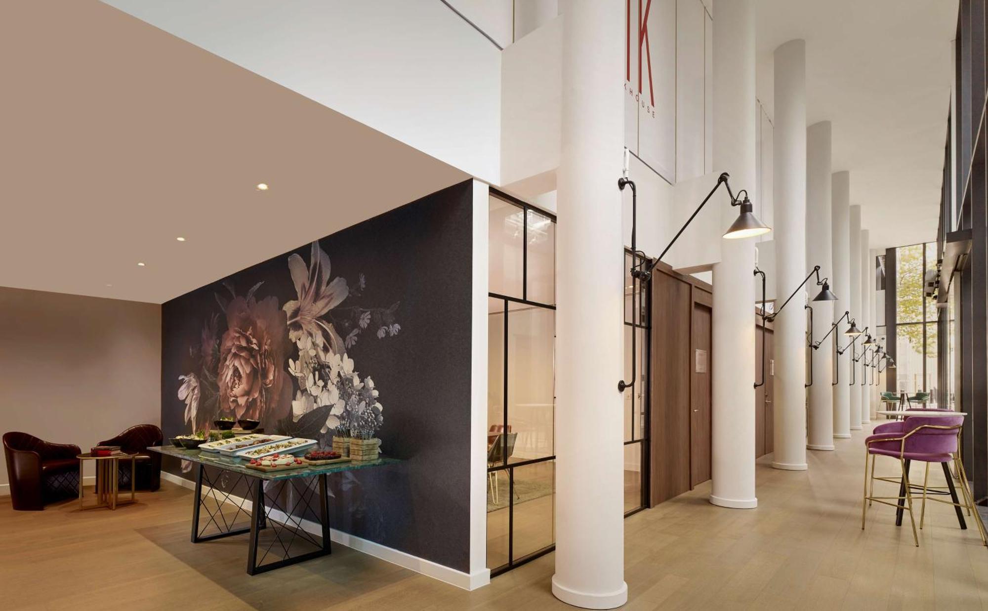 The Westminster London, Curio Collection By Hilton London