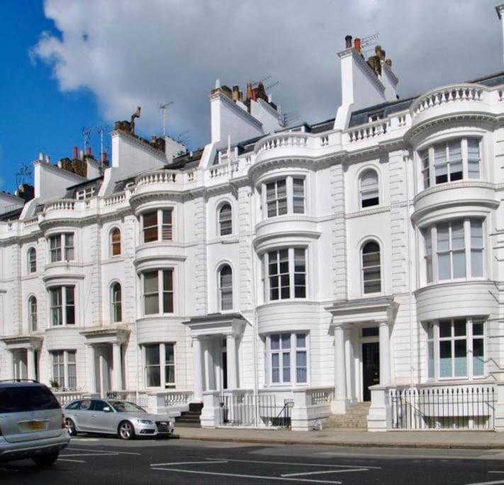 2 Bed Chic Vintage Flat At Bayswater *