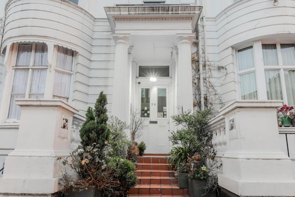2 Bed Chic Vintage Flat At Bayswater *