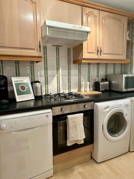 2 Bed Chic Vintage Flat At Bayswater Apartment *