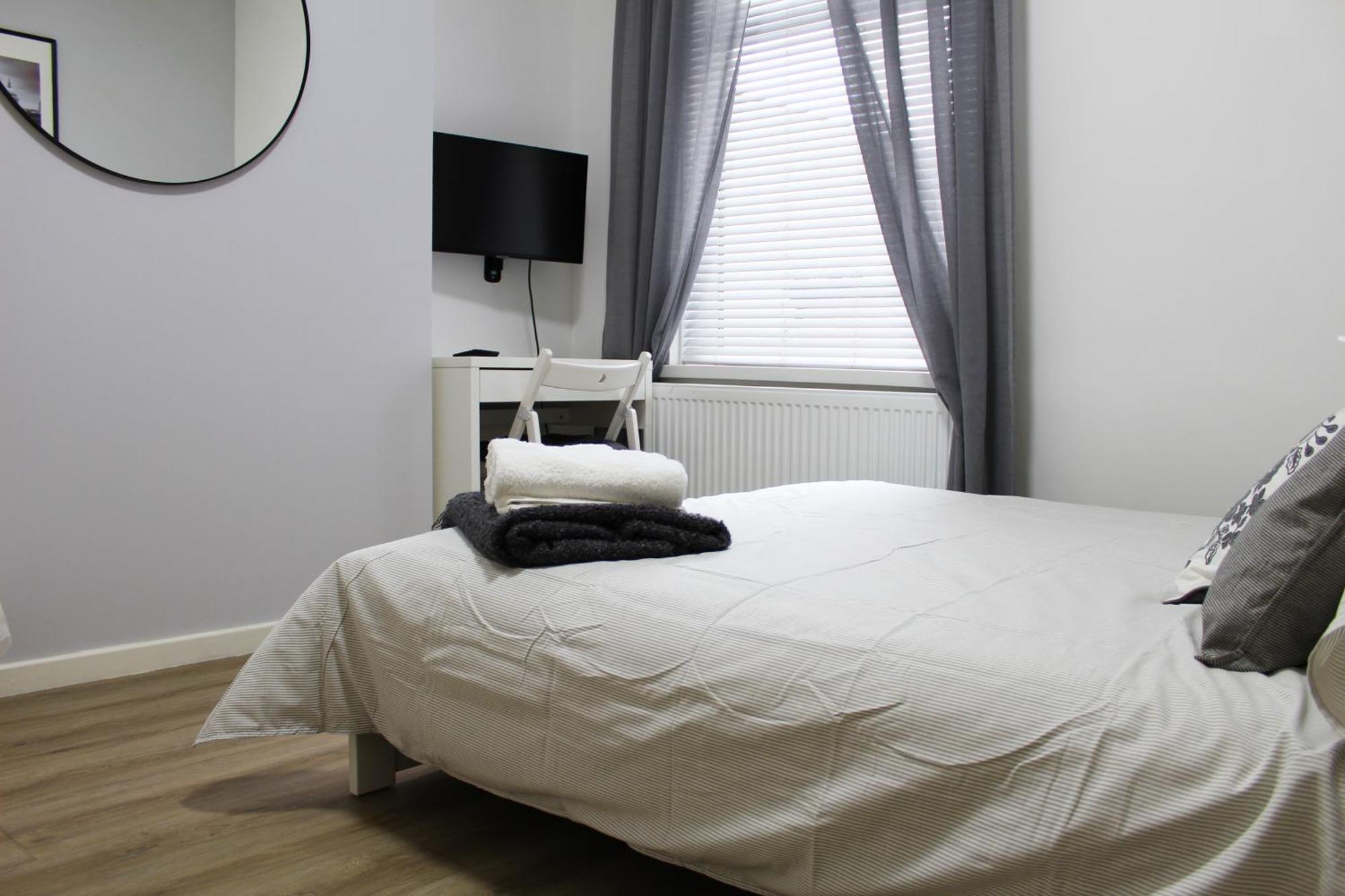 Modern Ground Floor Flat - 15 Min To Central Londen