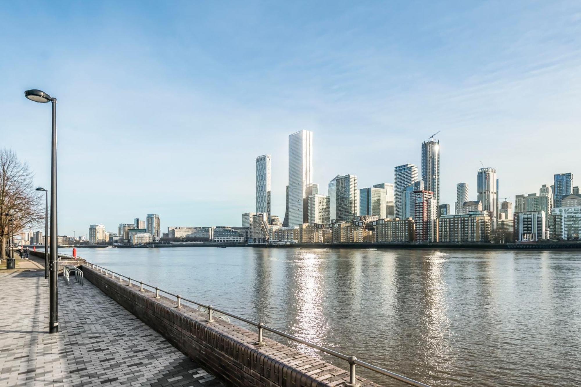 Stunning Massive Bedroom +direct Thames River View Accommodatie bij particulieren
