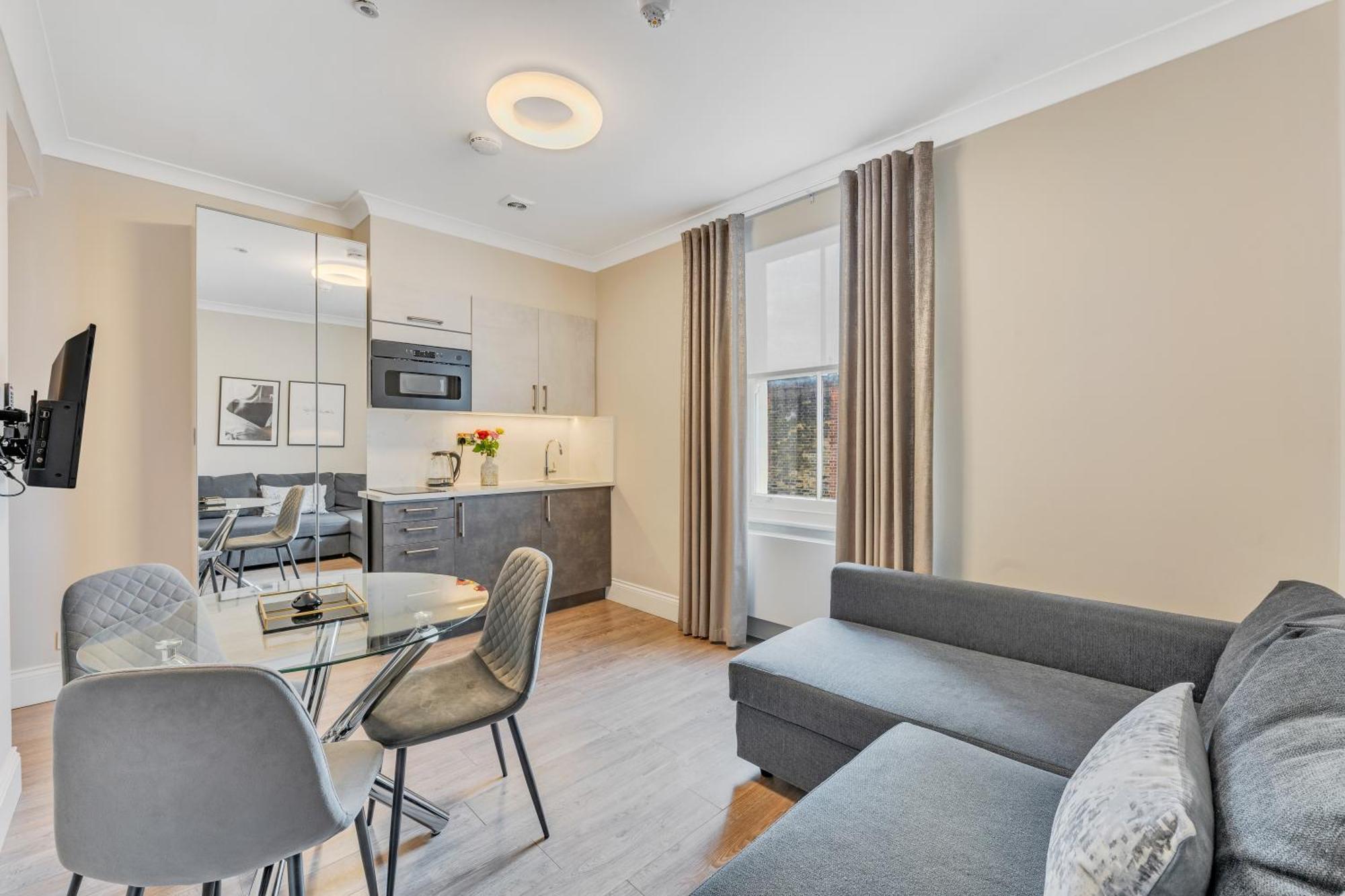 Cleveland Residences Kensington Apartamento