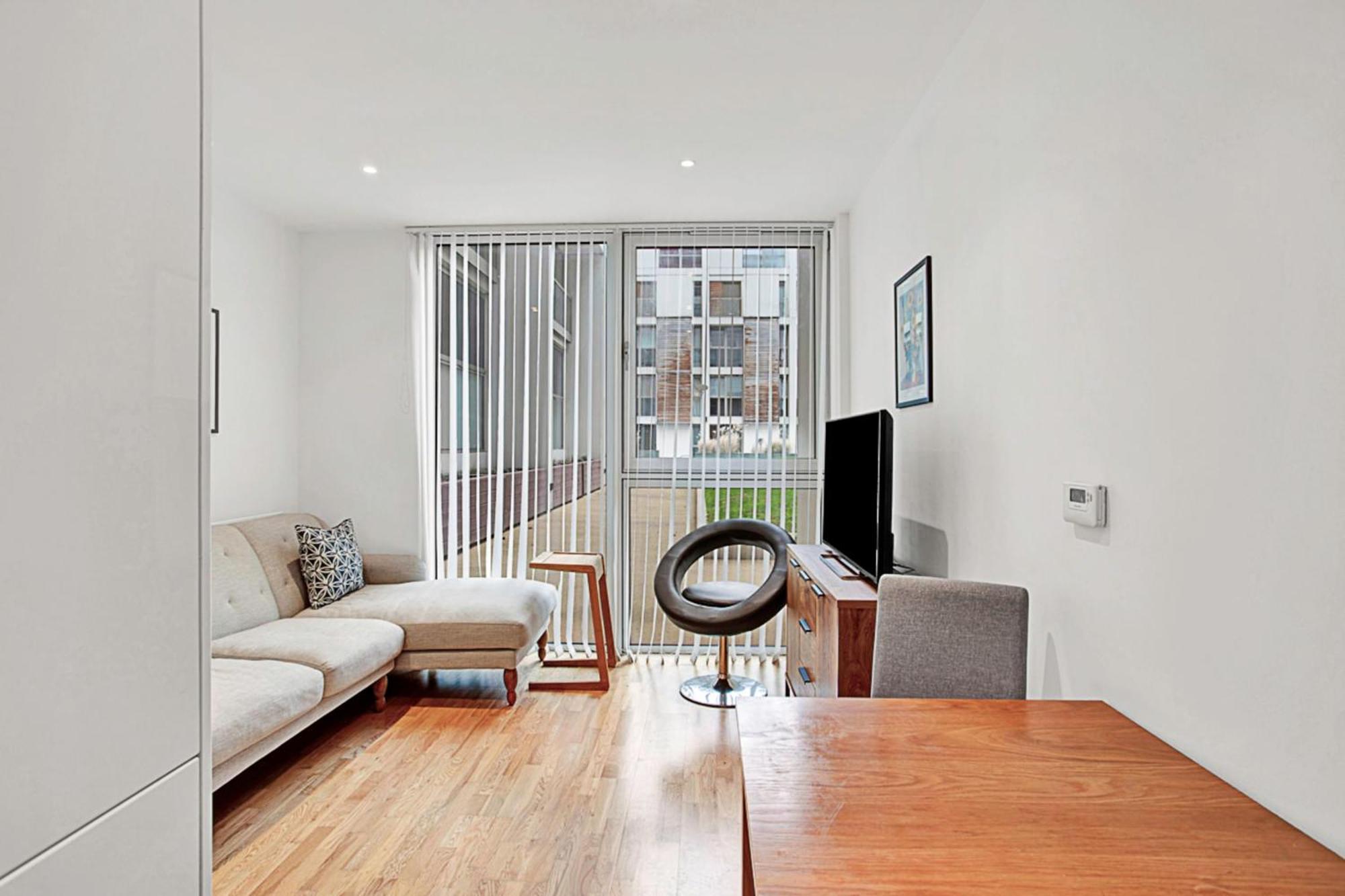 Apartment Urban Retreat Stylish 1-bed Bliss London