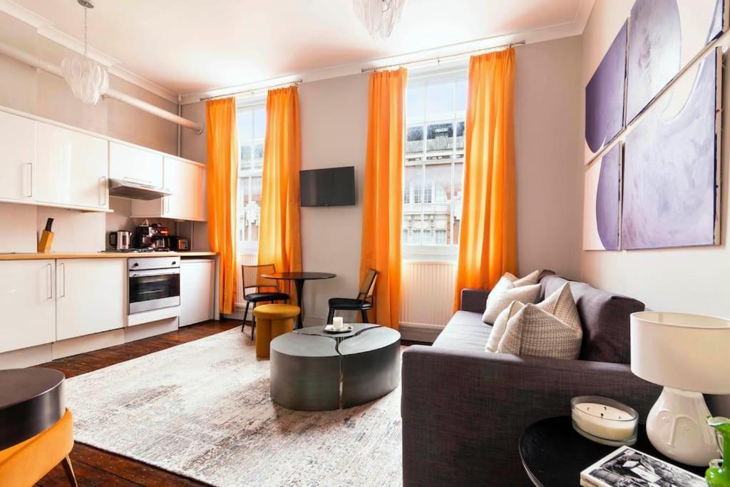 Stylish Flat London