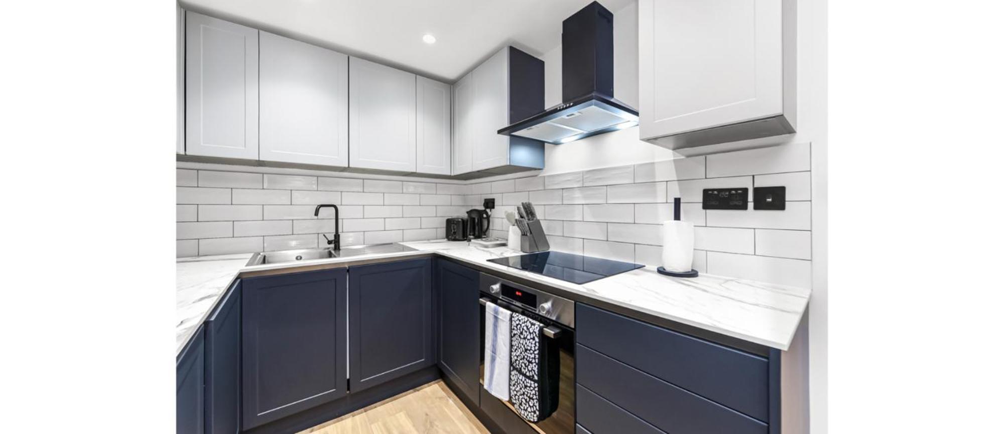 Appartement Calling: 2br Flat With Chic Flair Londen