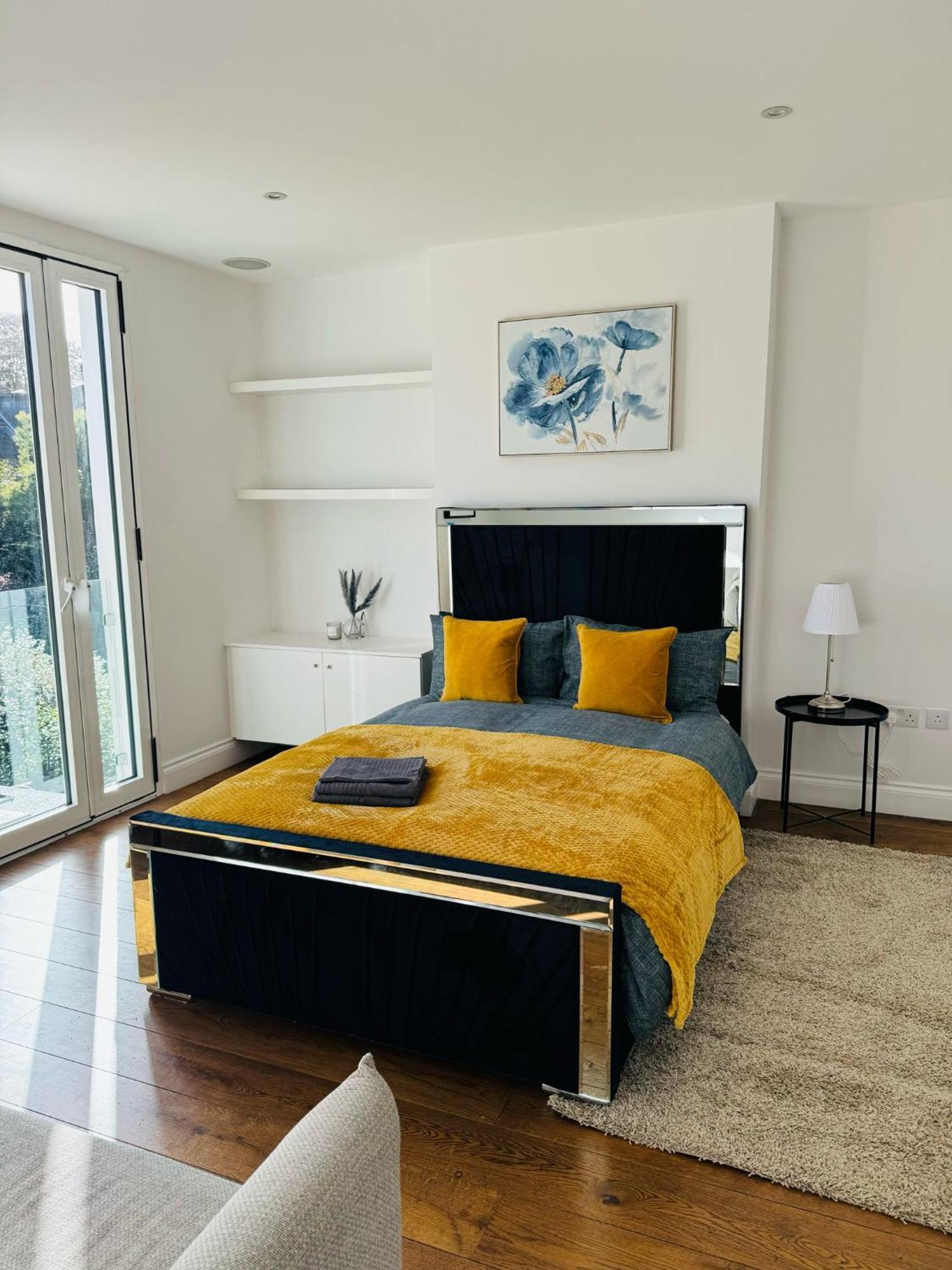 Stunning Flat In Chiswick Apartment London