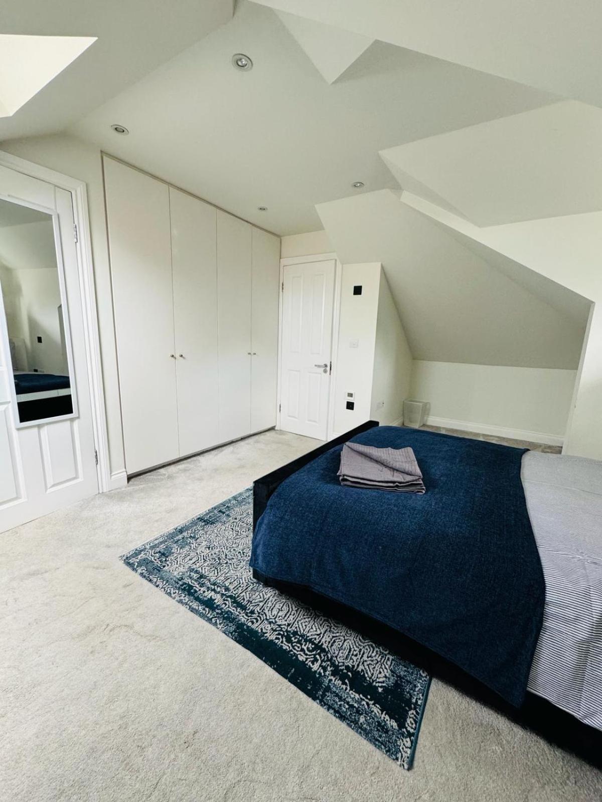 Stunning Flat In Chiswick London