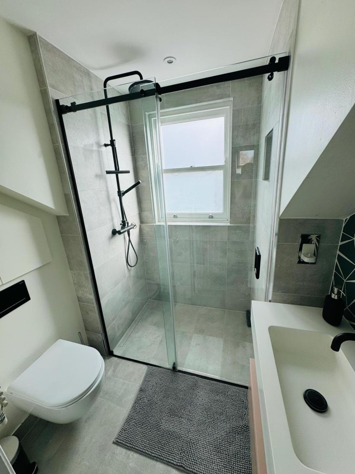 Stunning Flat In Chiswick * London